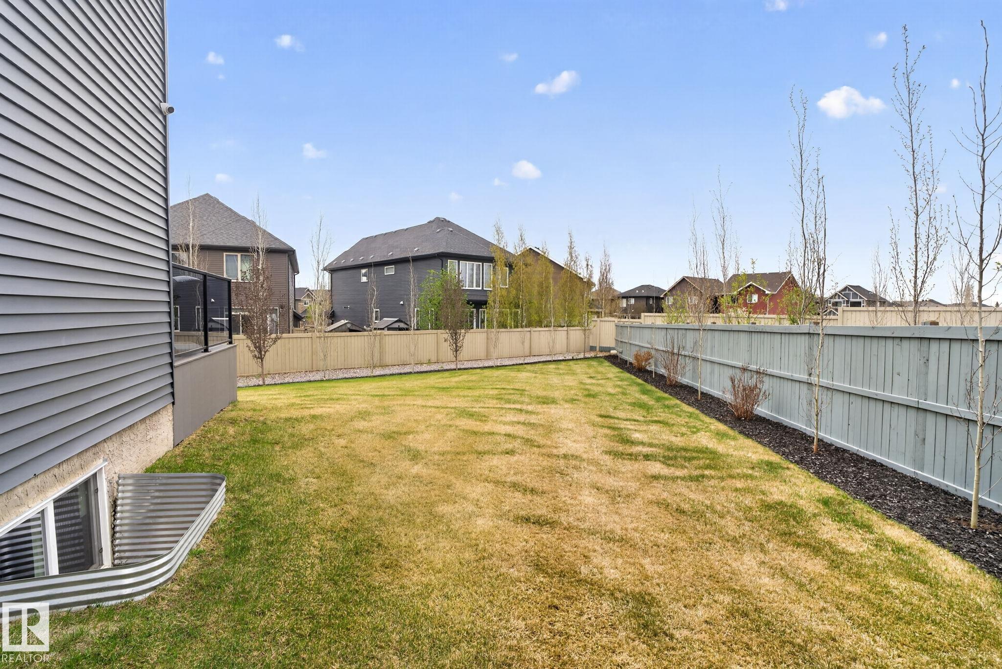 https://zimg.paragon.ice.com/ParagonImages/Property/PM/RAE/225400797/65/0/0/9ac80d2106f36d39ca455054f500c867/1/40e6e60fafc683e7d091d3535d517429/225400797-14100ded-0a64-4be7-ab02-4e35136da6bf.JPG