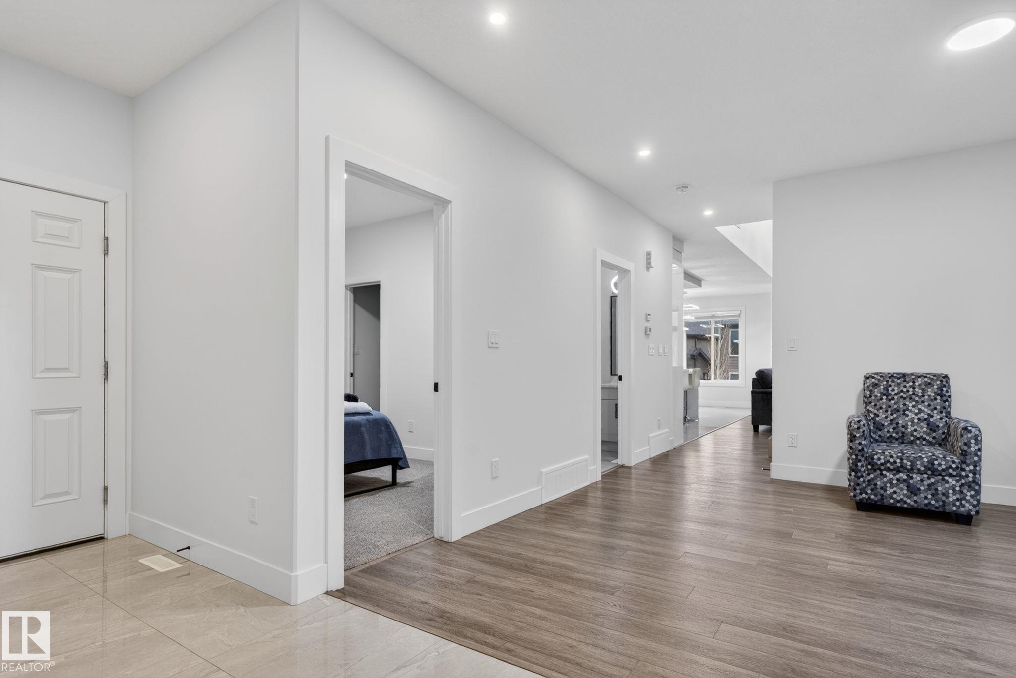 https://zimg.paragon.ice.com/ParagonImages/Property/PM/RAE/225400797/9/0/0/18a21491e5ea09f6a2858dc48c2e409e/1/40e6e60fafc683e7d091d3535d517429/225400797-3c106190-1446-4e8c-a445-da9c9b604bdb.JPG
