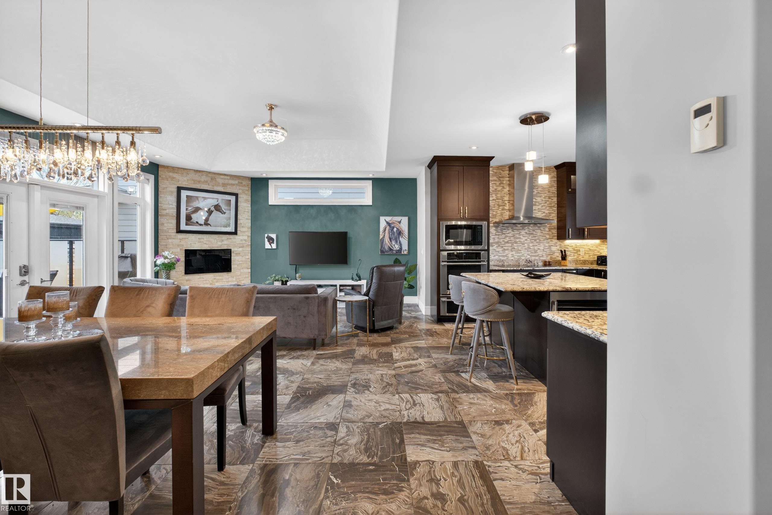 Photo 9 at 30 Belmont Drive, Braeside, St. Albert