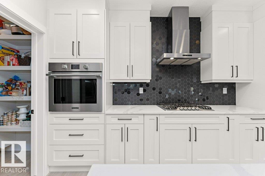 https://zimg.paragon.ice.com/ParagonImages/Property/PM/RAE/225400805/12/0/0/f579117024c5c099cf26cfe4b5b3535c/1/10e248b195b053d2a2ffd5a03dfe5a11/225400805-329358ff-99d2-46b5-ad4d-23112d511710.JPG