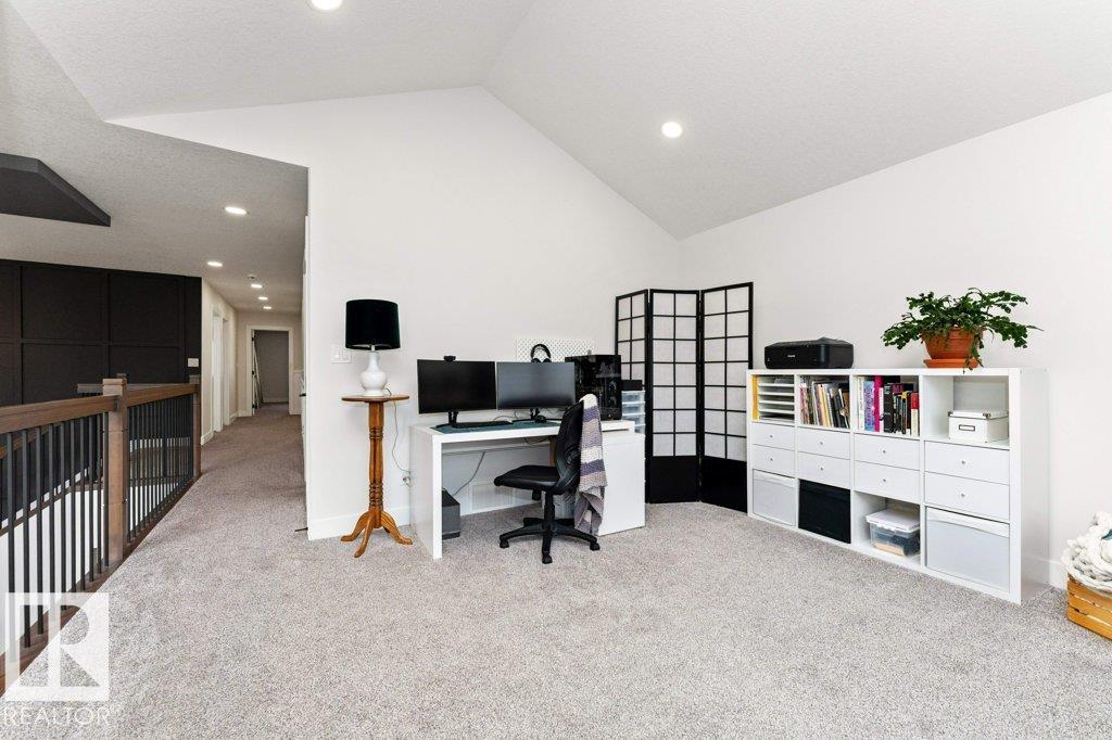 https://zimg.paragon.ice.com/ParagonImages/Property/PM/RAE/225400805/19/0/0/792ef3a38edae43e45a99e8f98fed80d/1/10e248b195b053d2a2ffd5a03dfe5a11/225400805-7a1b9121-301e-4203-9807-b752da4d4aaf.JPG