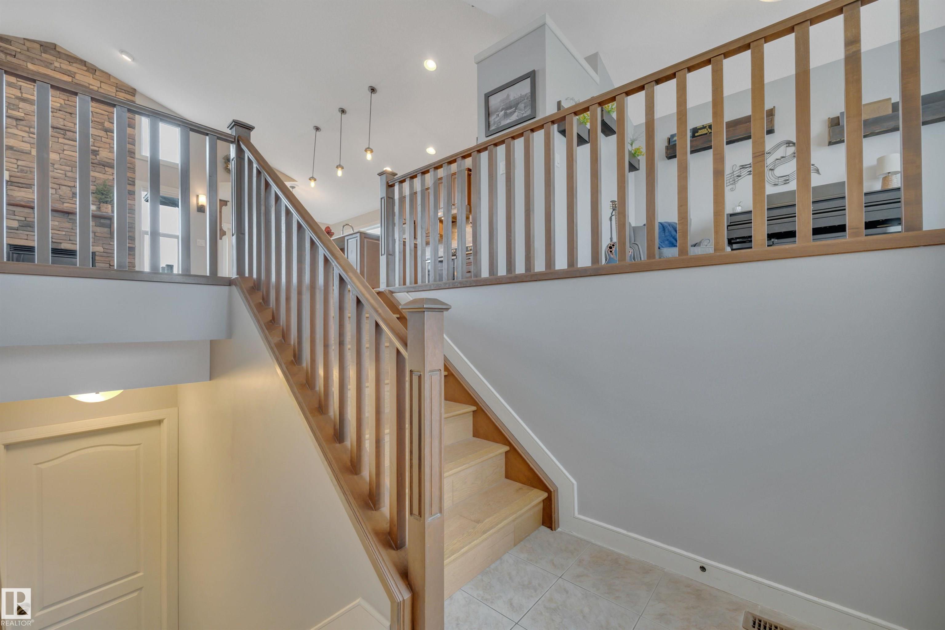 Photo 6 at 552 Reynalds Wynd, Robinson, Leduc
