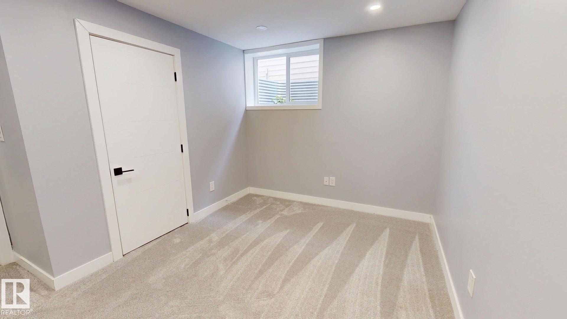 https://zimg.paragon.ice.com/ParagonImages/Property/PM/RAE/225400821/18/0/0/ce468a80e86d99cd7e3de5628eb48655/1/99a958c9399fc9c7ff3103b7702a147d/225400821-19713df1-76b0-4e62-8e1e-98a7d7ffc1c9.JPG