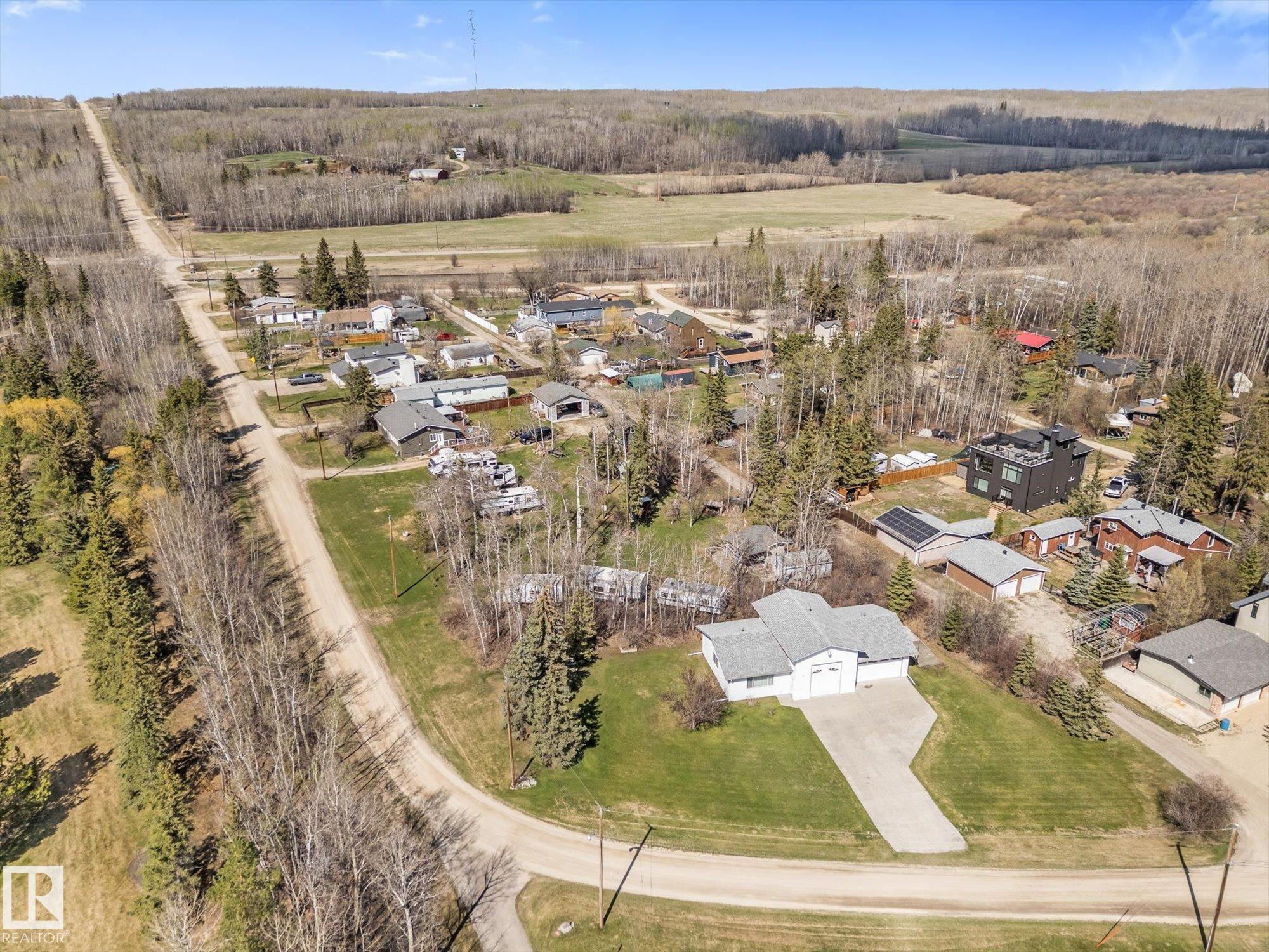 Photo 10 at 21 - 53113 Rge Road 44, Ascot Beach, Rural Parkland County