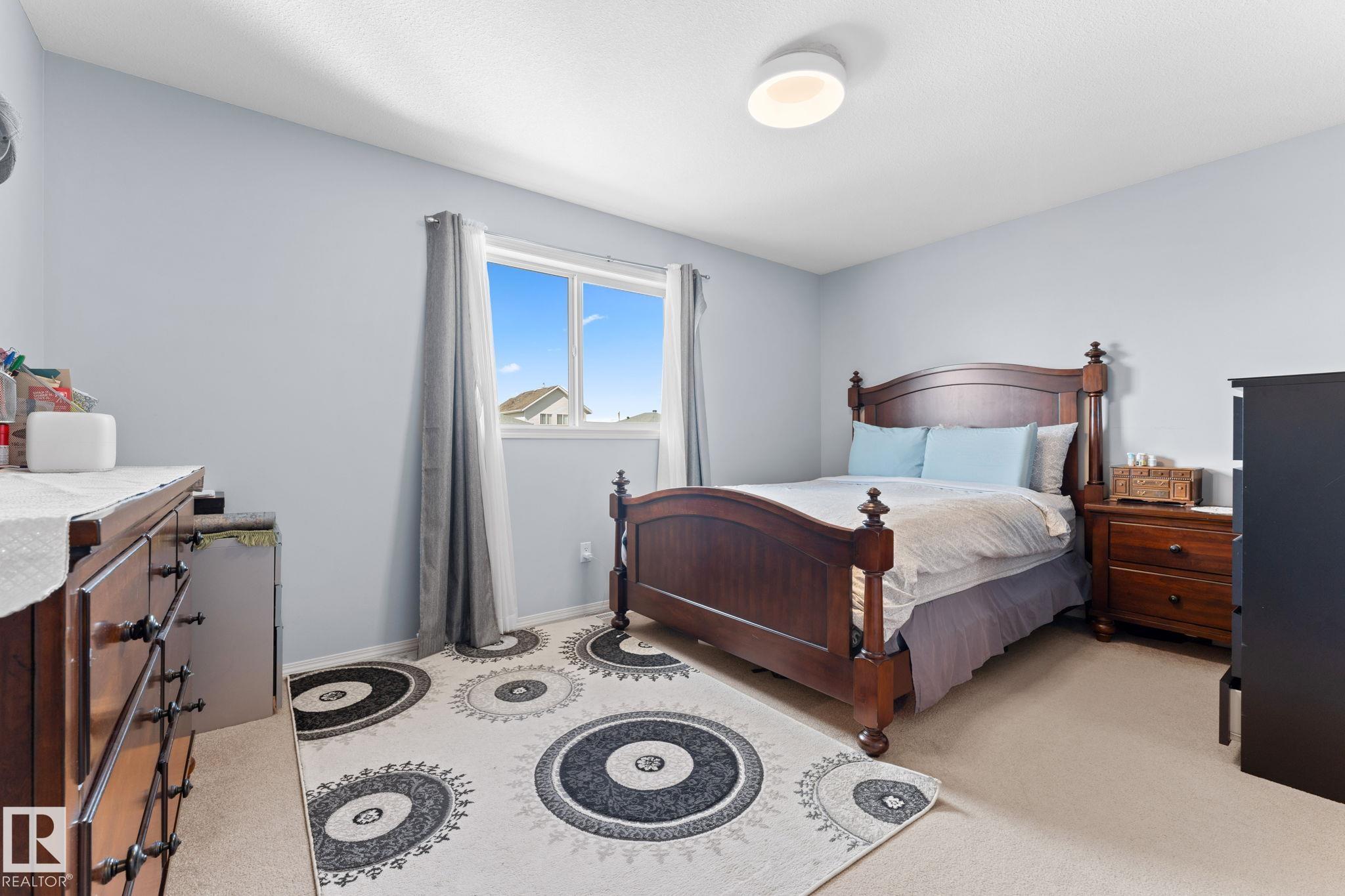 https://zimg.paragon.ice.com/ParagonImages/Property/PM/RAE/225400833/20/0/0/d9a8a9fcd4b48c4ca256c0e110ff1db7/1/f97ef068a2d8084671ad9a2ac1237ca4/225400833-a8501c6b-eb71-4d92-af38-a2bf84815ce4.JPG