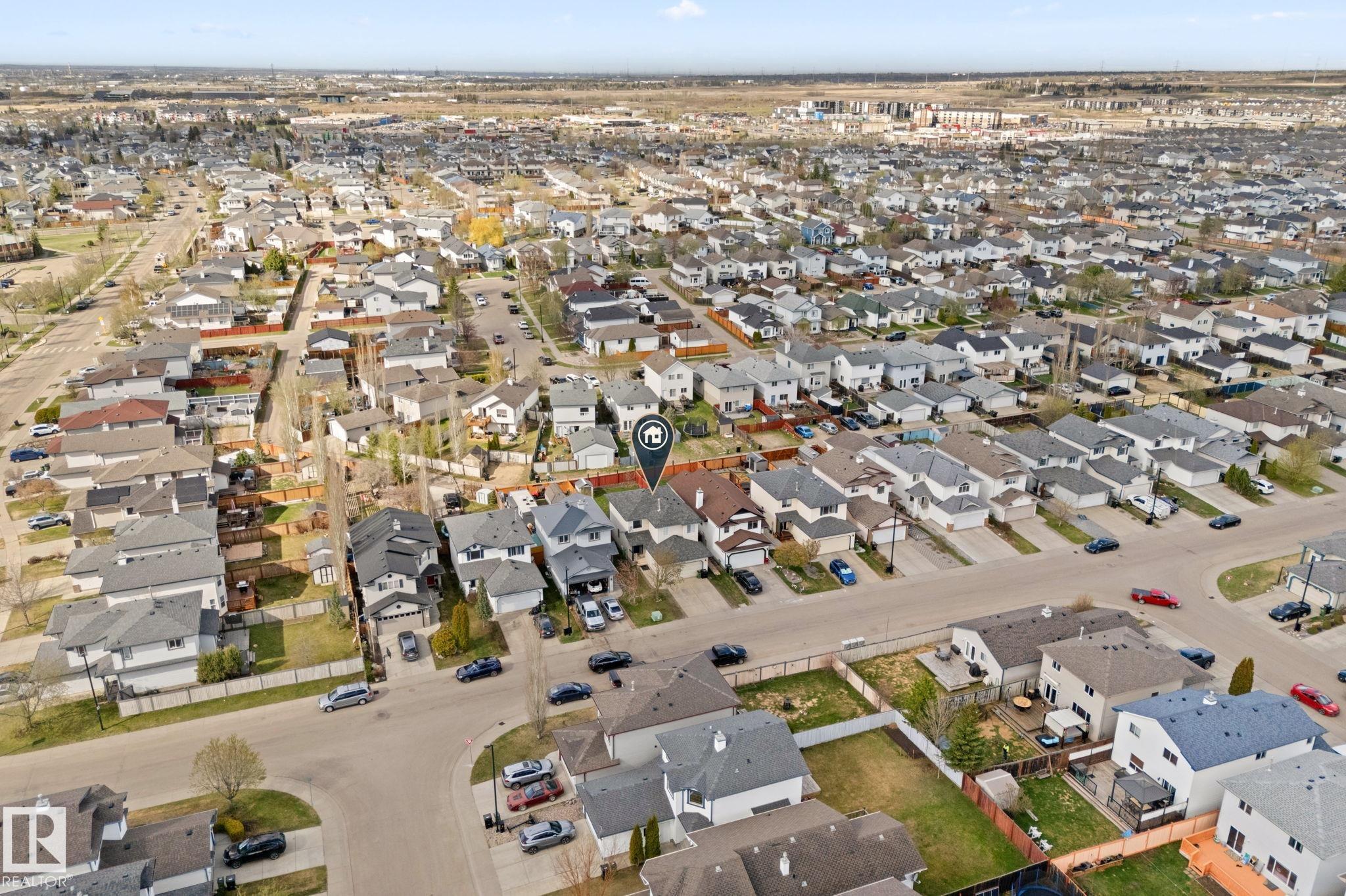 https://zimg.paragon.ice.com/ParagonImages/Property/PM/RAE/225400833/41/0/0/d4dc8811181565fd223072630f9d9d95/1/f97ef068a2d8084671ad9a2ac1237ca4/225400833-c11727f3-83f1-4b9a-81e7-d2c7a30c6b90.JPG