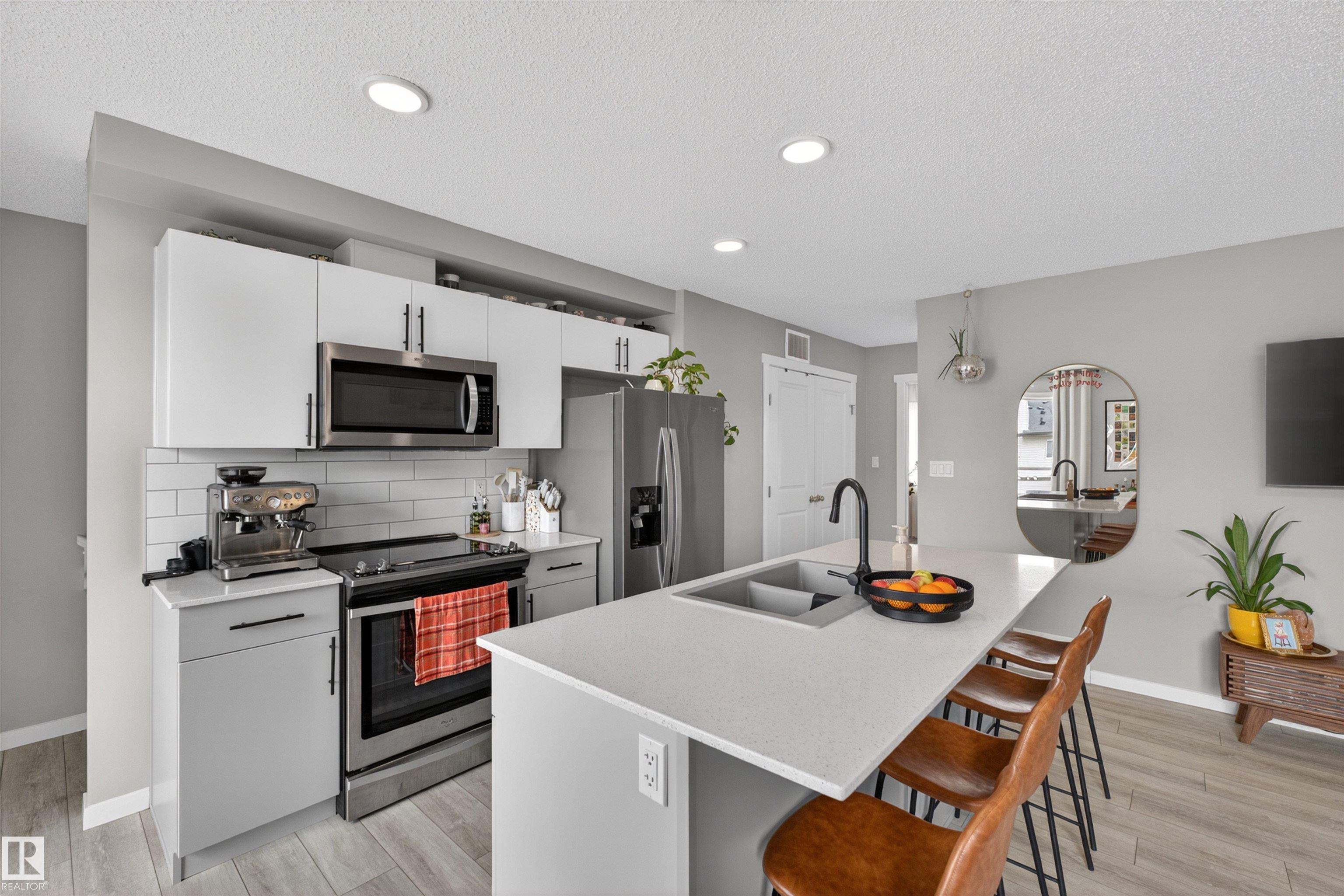 Photo 10 at 45 - 1203 163 Street SW, Glenridding Heights, Edmonton