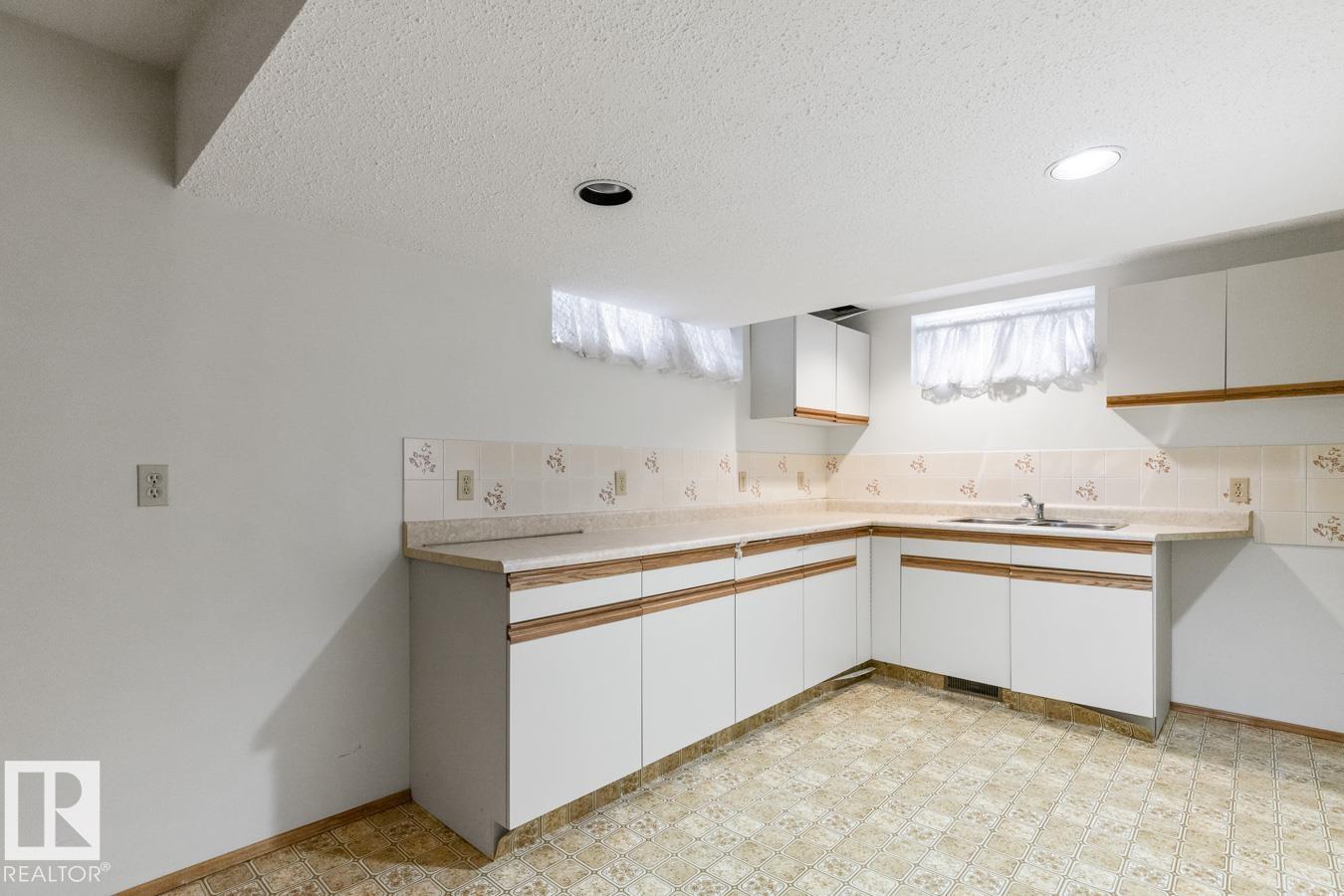 Photo 31 at 10314 82 Street NW, Forest Heights, Edmonton