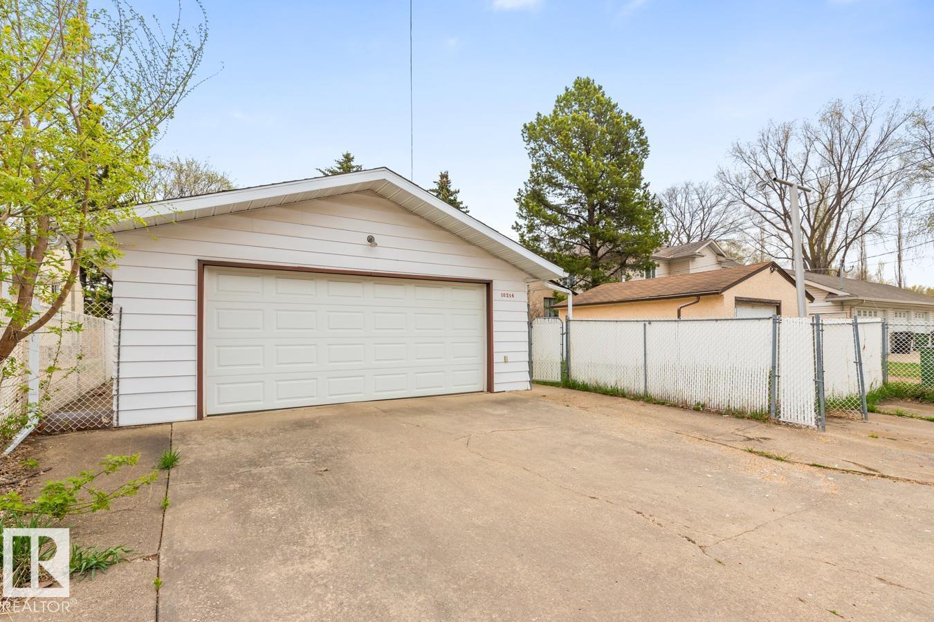 Photo 46 at 10314 82 Street NW, Forest Heights, Edmonton