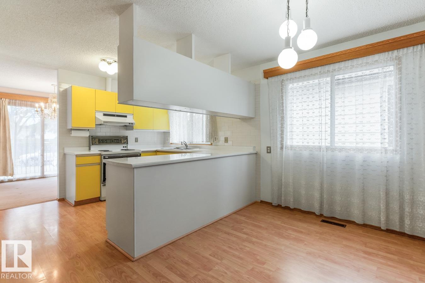 Photo 7 at 10314 82 Street NW, Forest Heights, Edmonton