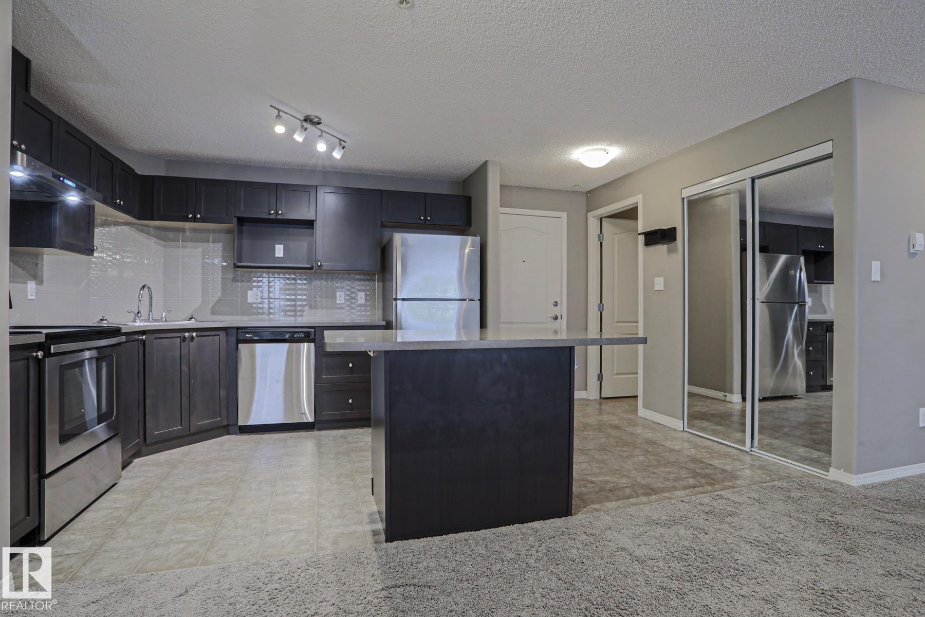 Photo 10 at 201 - 1520 Hammond Gate NW, The Hamptons, Edmonton