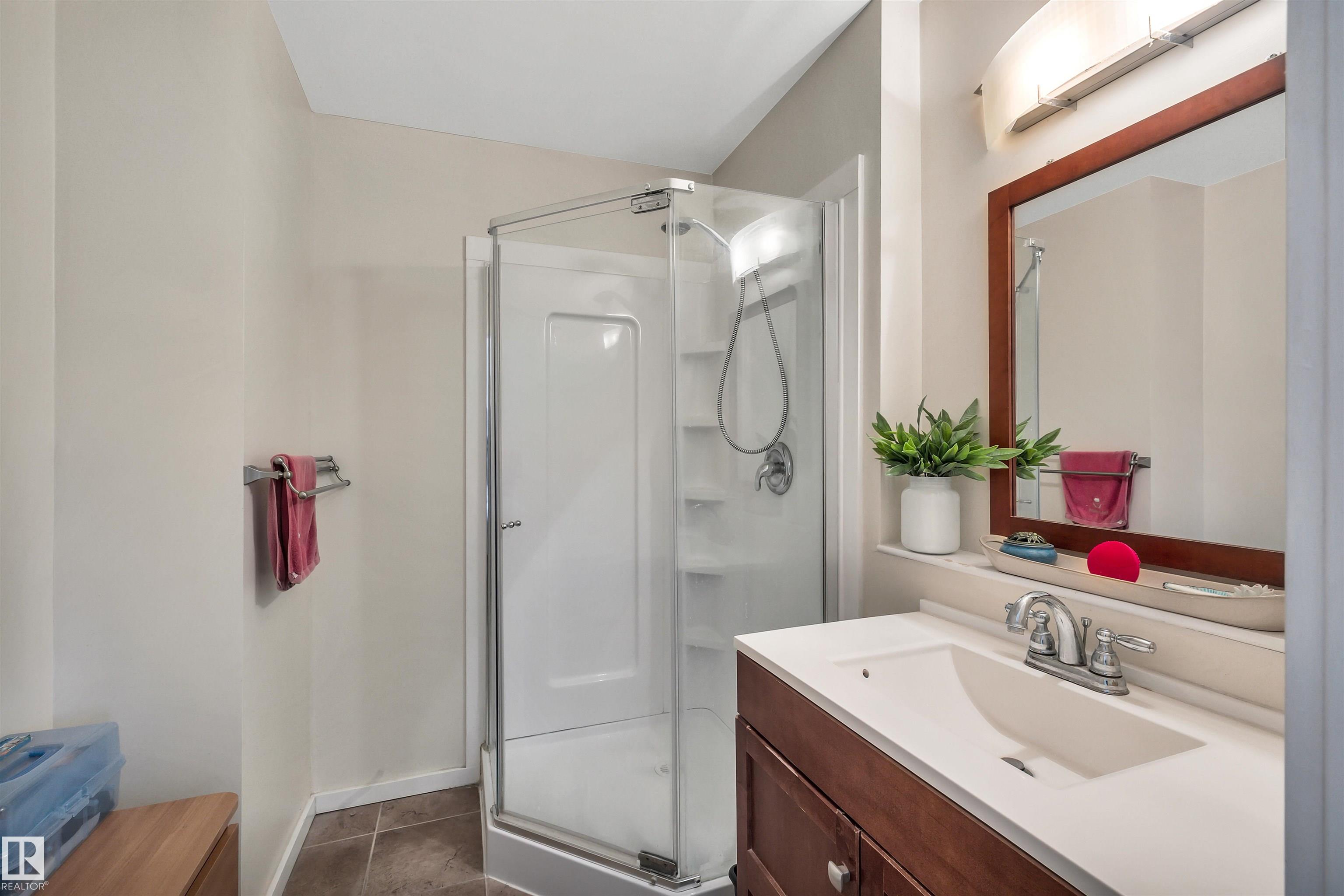 Photo 21 at 96 Arlington Drive, Akinsdale, St. Albert