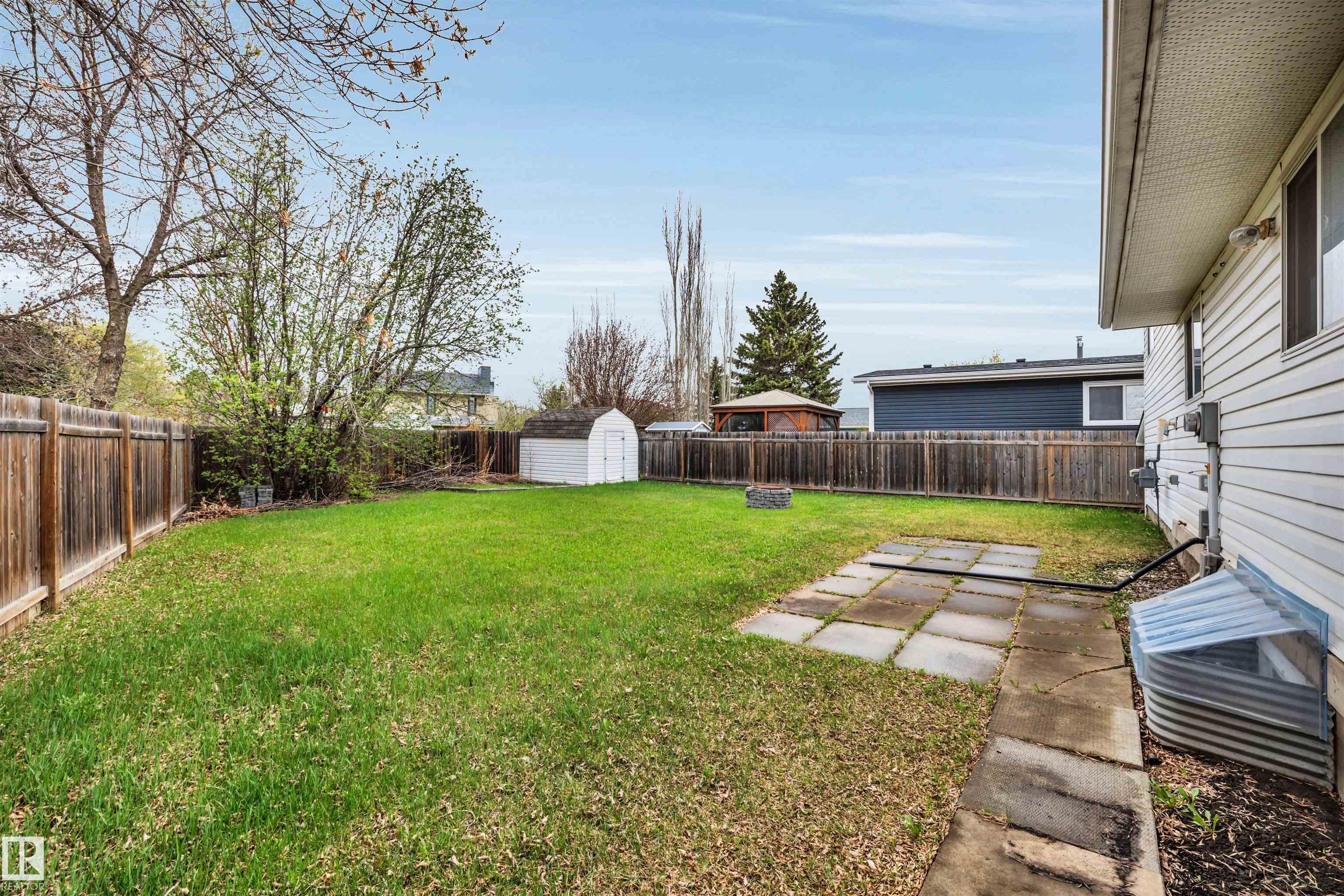 Photo 31 at 96 Arlington Drive, Akinsdale, St. Albert