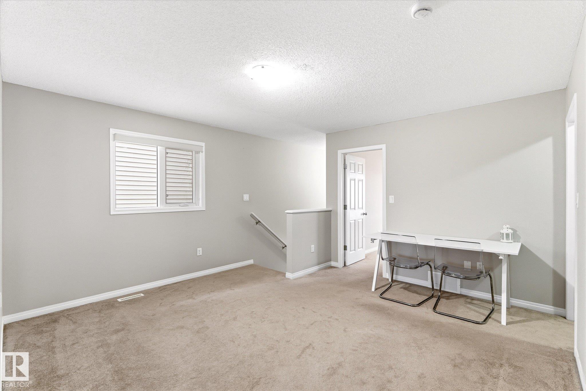 Photo 12 at 1668 Chapman Way SW, Chappelle Area, Edmonton