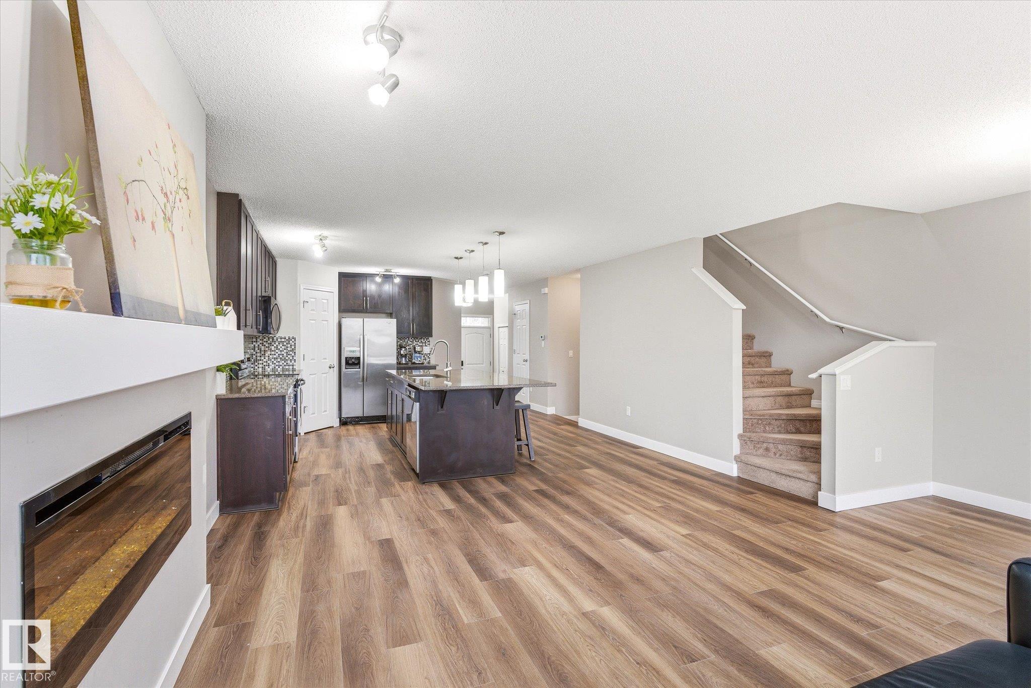 Photo 7 at 1668 Chapman Way SW, Chappelle Area, Edmonton