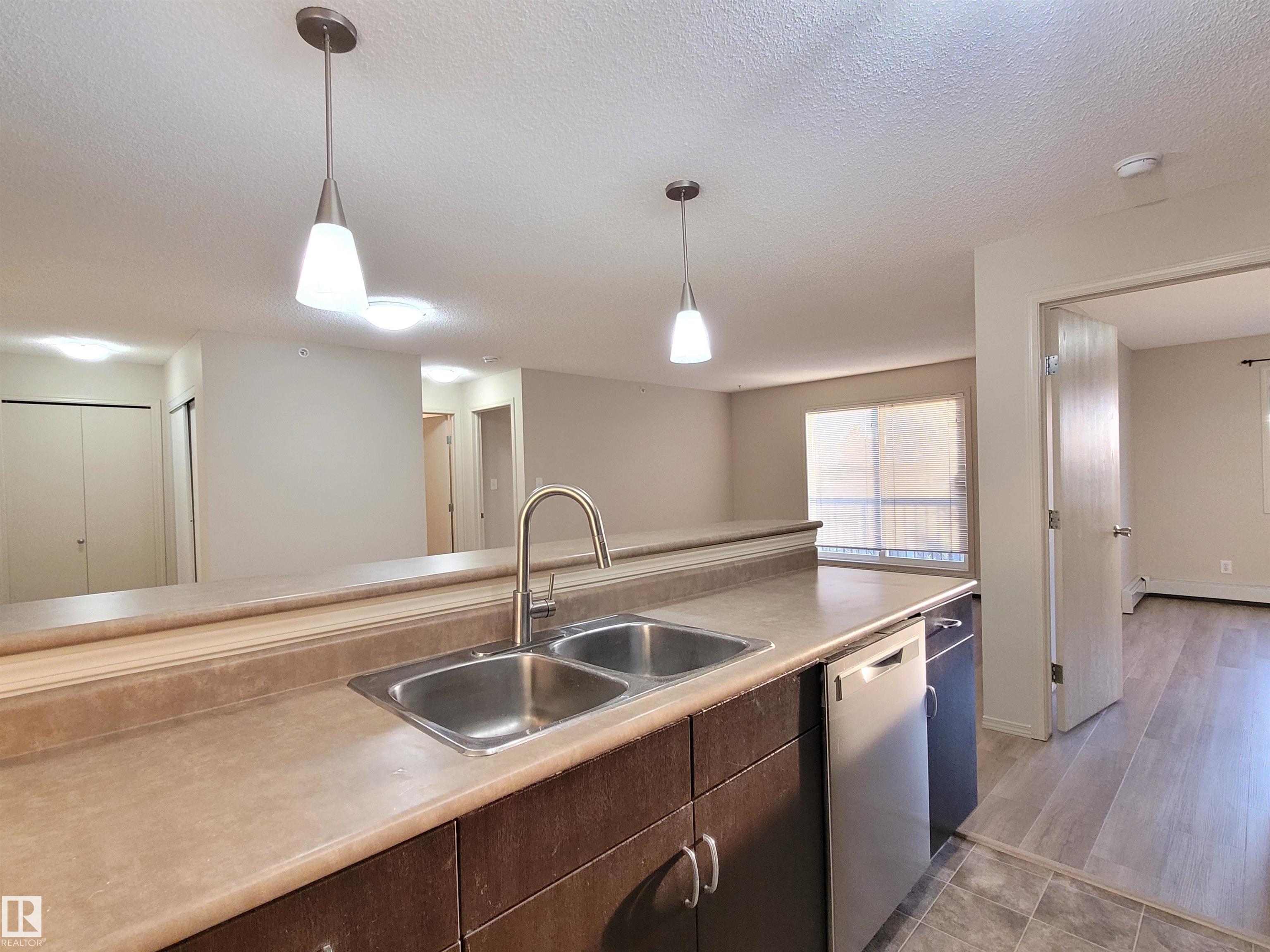Photo 14 at 432 - 1180 Hyndman Road NW, Canon Ridge, Edmonton