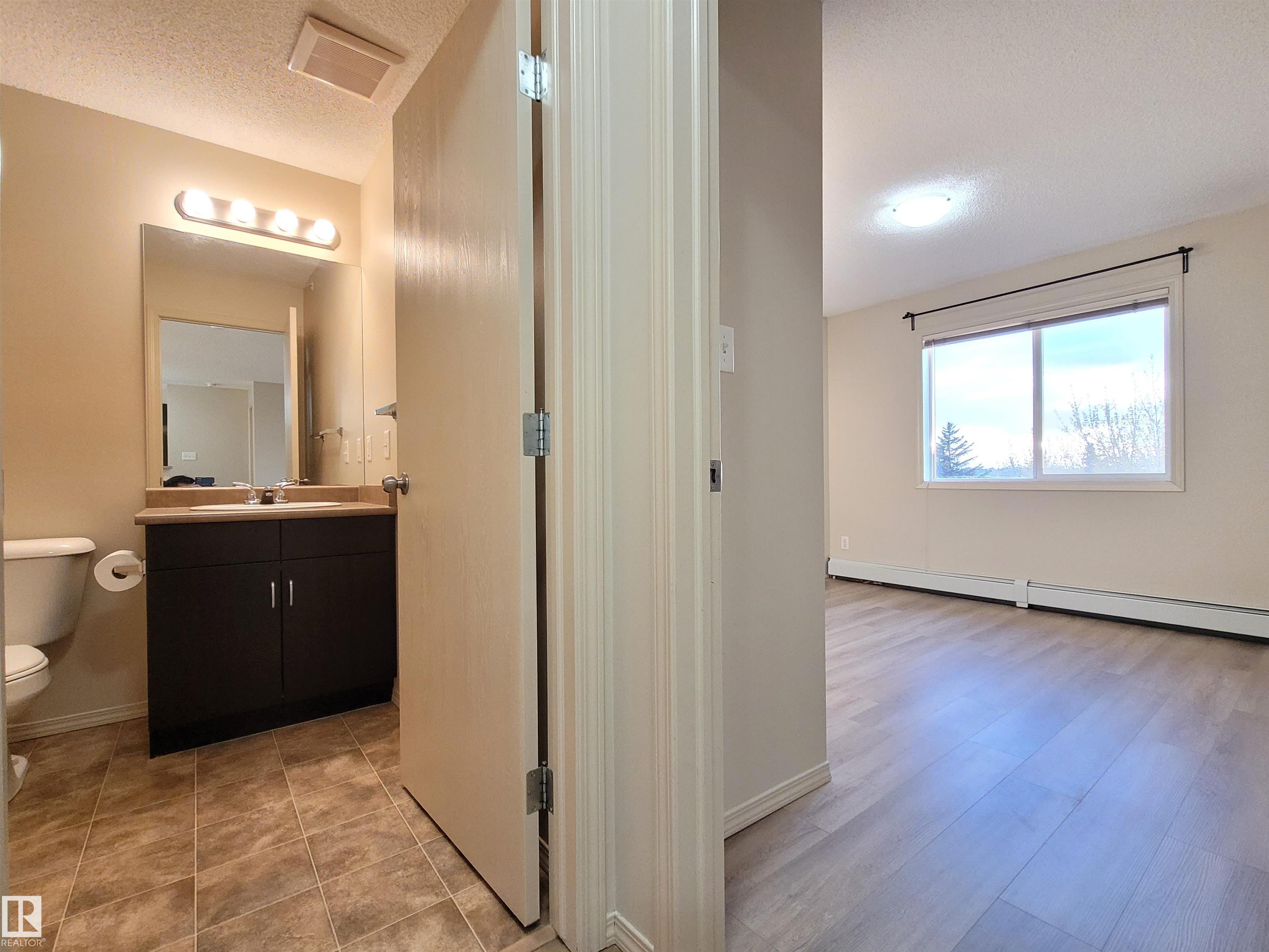 Photo 20 at 432 - 1180 Hyndman Road NW, Canon Ridge, Edmonton