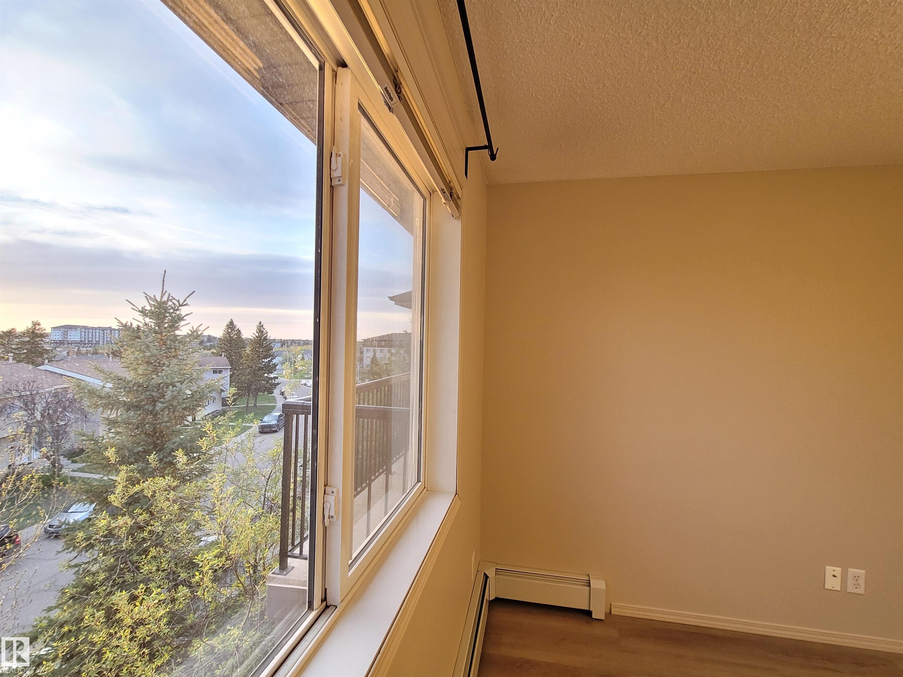 Photo 23 at 432 - 1180 Hyndman Road NW, Canon Ridge, Edmonton