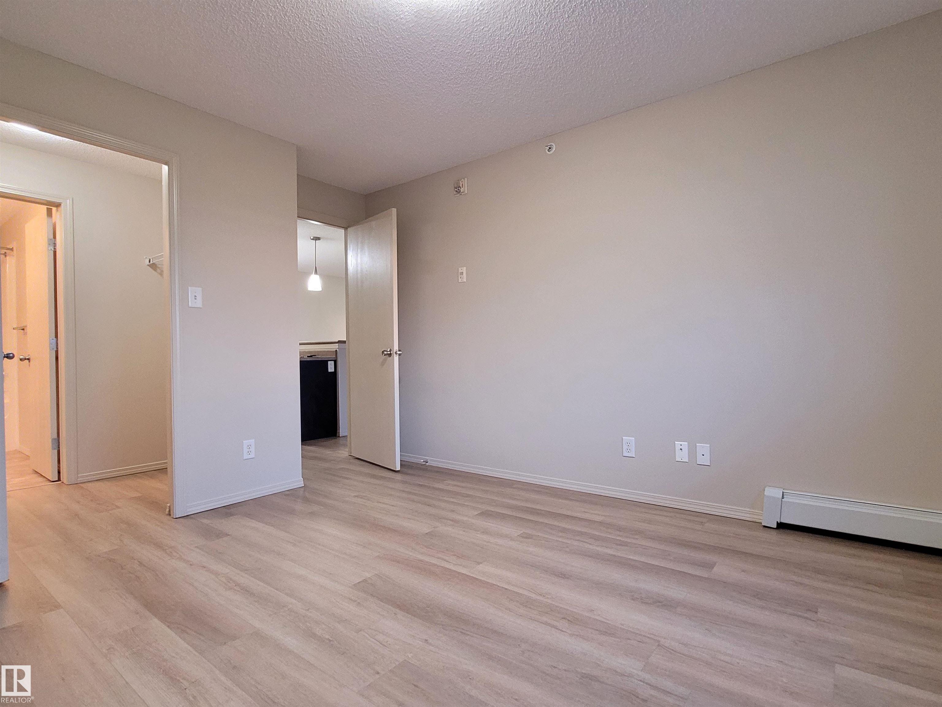 Photo 29 at 432 - 1180 Hyndman Road NW, Canon Ridge, Edmonton