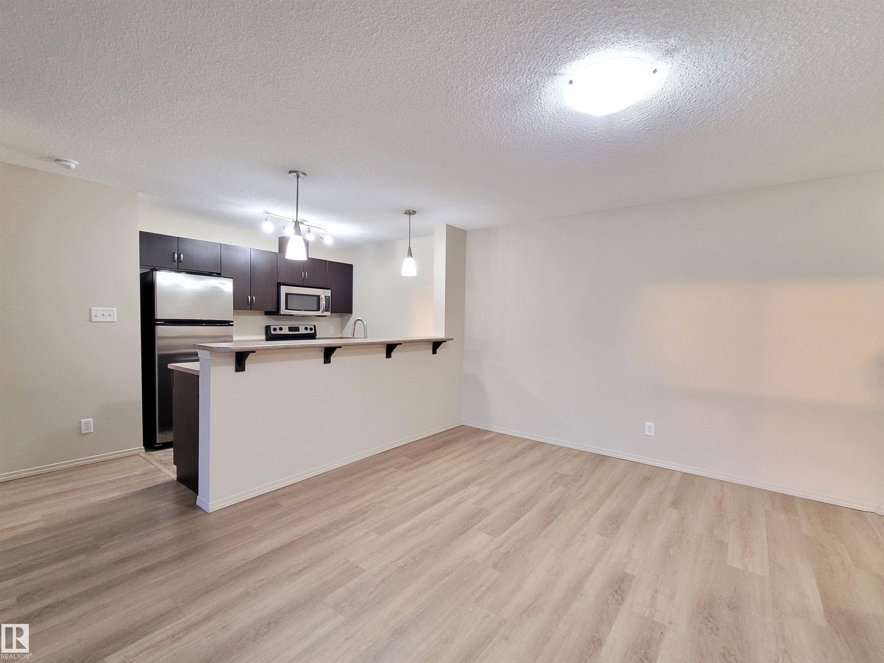 Photo 8 at 432 - 1180 Hyndman Road NW, Canon Ridge, Edmonton