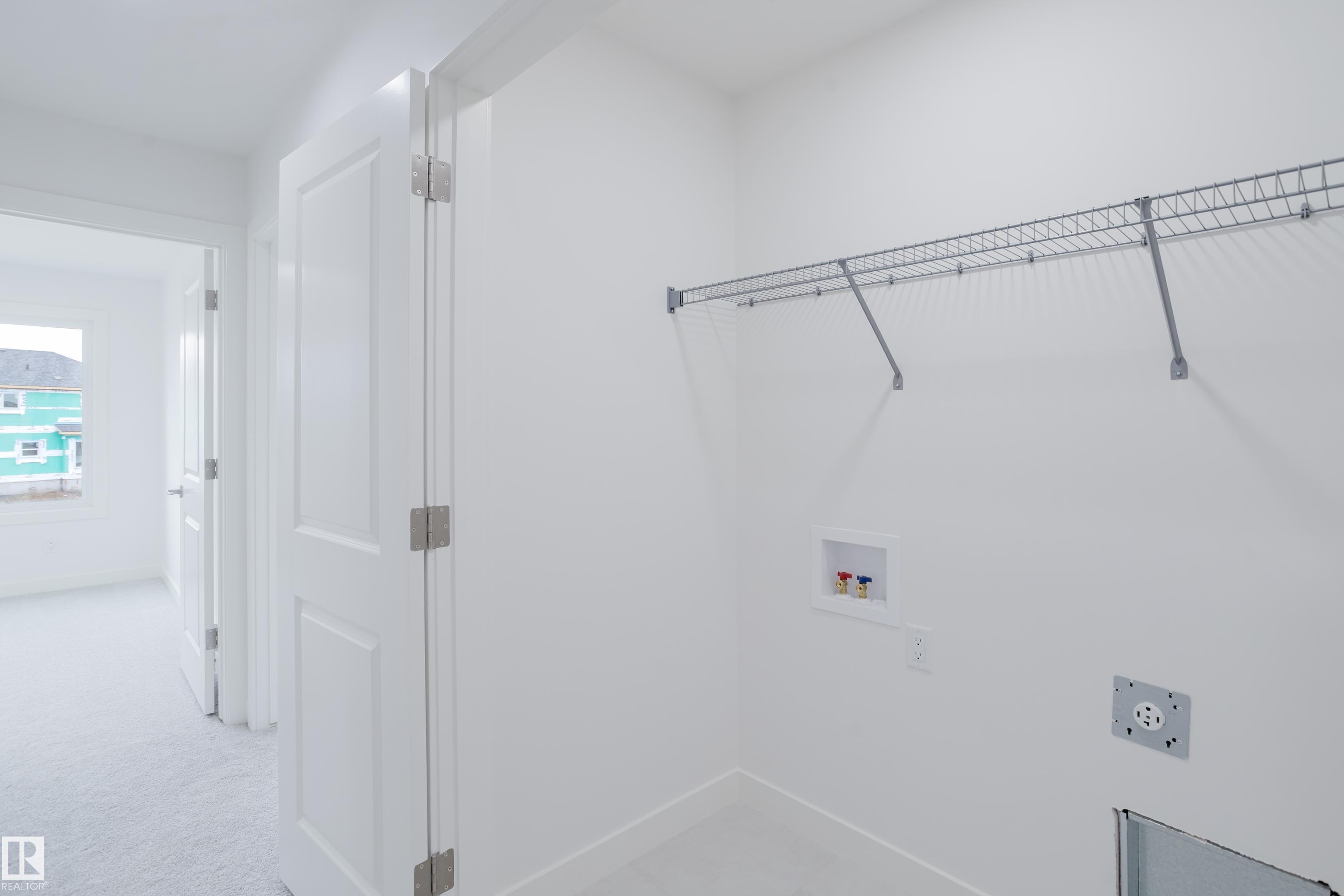 https://zimg.paragon.ice.com/ParagonImages/Property/PM/RAE/225400849/35/0/0/2fb0653b2ed0bd8ee97147aab3b50668/1/ae968a03235537f332ee56ef2361ab6d/225400849-319359bc-a92e-46b6-bf82-312b2bcfa542.JPG