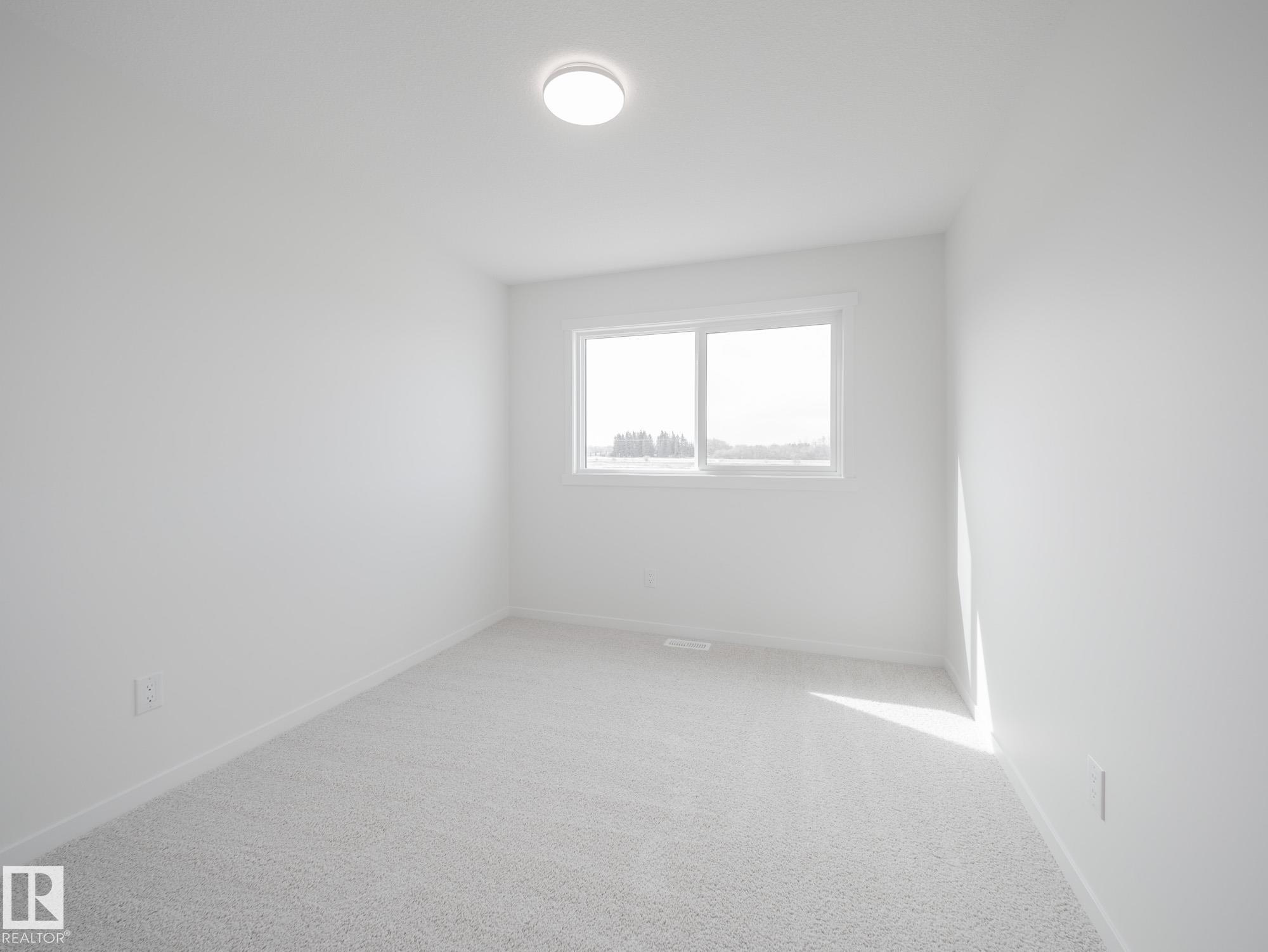 Photo 31 at 1082 Mcleod Avenue, Easton, Spruce Grove
