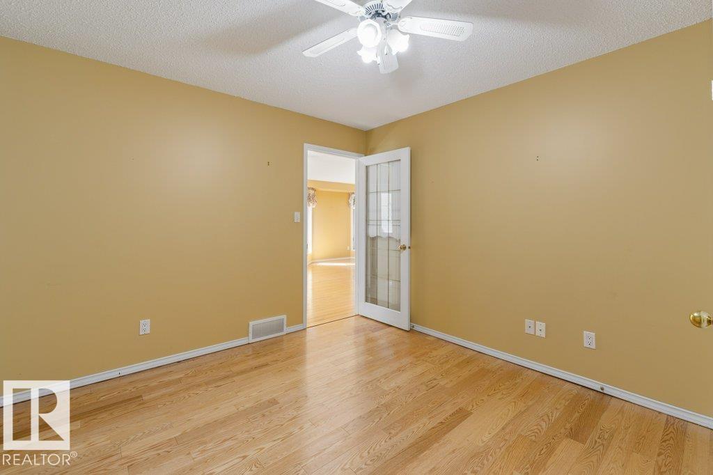 Photo 24 at 4 Alana Court, Akinsdale, St. Albert
