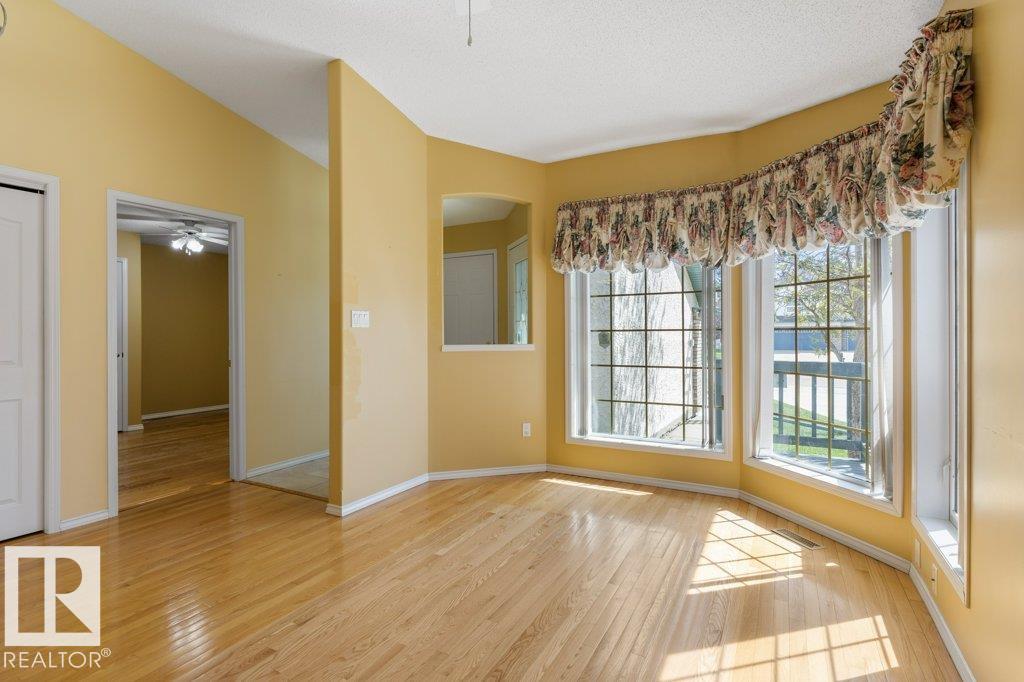 Photo 10 at 4 Alana Court, Akinsdale, St. Albert