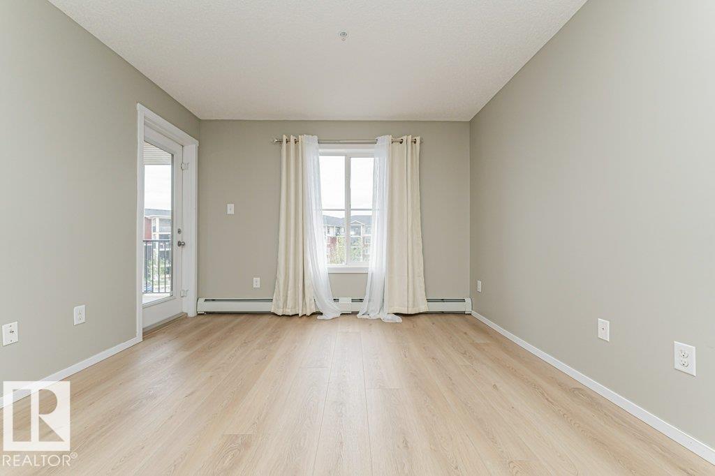 https://zimg.paragon.ice.com/ParagonImages/Property/PM/RAE/225400858/15/0/0/57334c286c3f54a52ef8af7b86fa0c7b/1/f3f875a291761e8c02d5c0b5abd999d5/225400858-12303948-1257-48df-bd8e-25e062740f8d.JPG