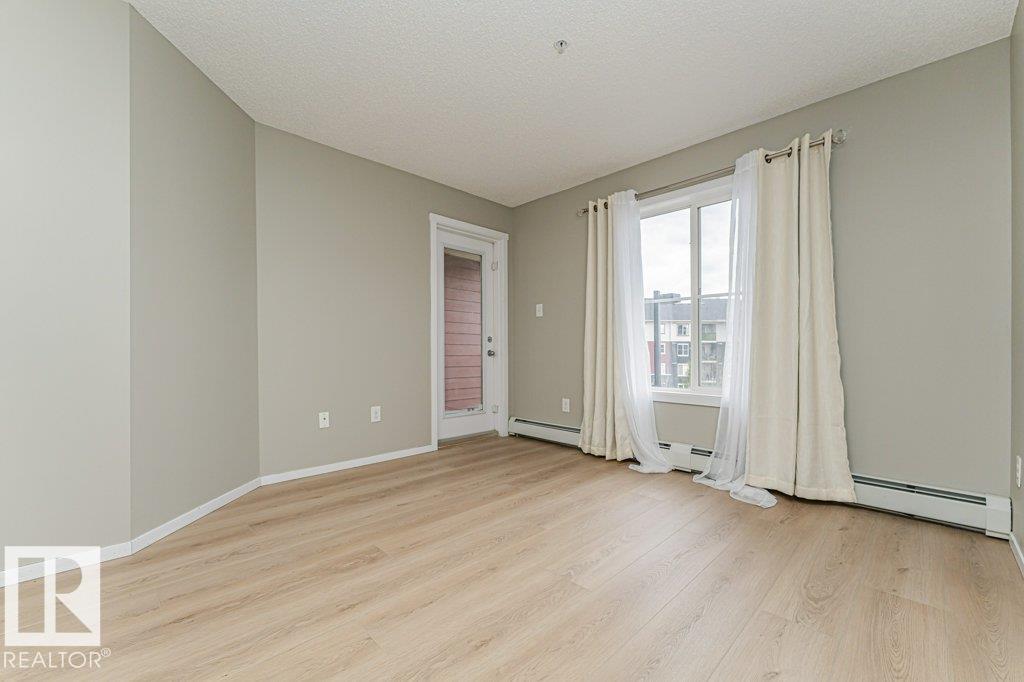 https://zimg.paragon.ice.com/ParagonImages/Property/PM/RAE/225400858/16/0/0/27c885d17ce62137d618014287b77000/1/f3f875a291761e8c02d5c0b5abd999d5/225400858-0e1480b5-ef43-4519-b971-2e1d9d65fbba.JPG
