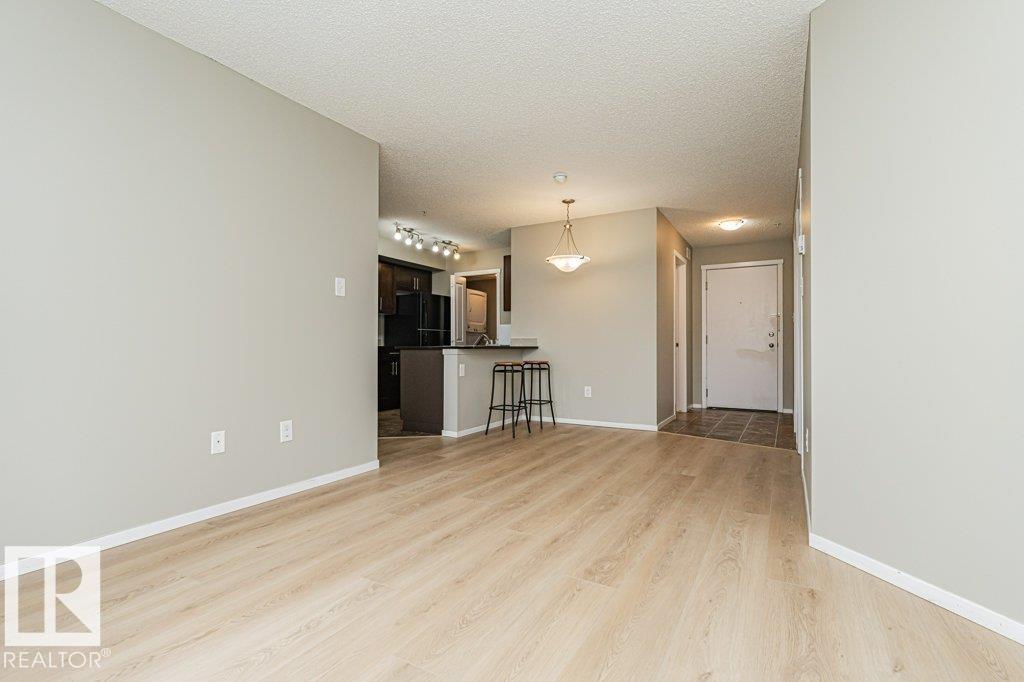 https://zimg.paragon.ice.com/ParagonImages/Property/PM/RAE/225400858/21/0/0/d0a5fad62e30fb815b3b5794cac1c6dc/1/f3f875a291761e8c02d5c0b5abd999d5/225400858-c47fcb64-069c-4517-9fd1-c0fd047fed6e.JPG