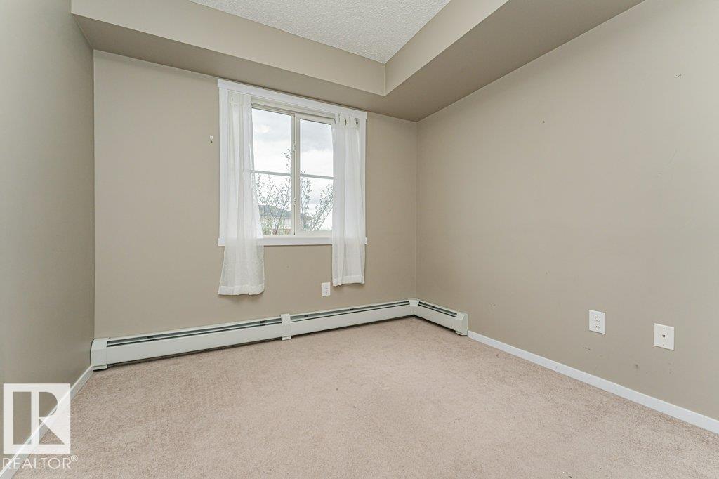 https://zimg.paragon.ice.com/ParagonImages/Property/PM/RAE/225400858/28/0/0/5eff06da7c046e66292b395b2bb4fbfd/1/f3f875a291761e8c02d5c0b5abd999d5/225400858-ce8d1332-23bc-477e-8f69-681f5bbacdab.JPG