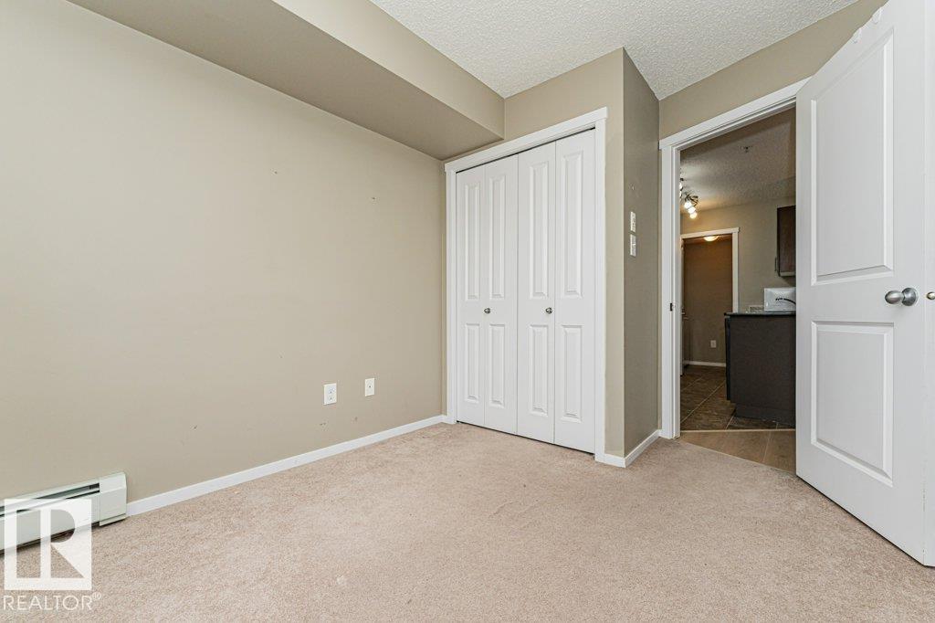 https://zimg.paragon.ice.com/ParagonImages/Property/PM/RAE/225400858/29/0/0/d49f9b3841f46ee469849166cb562dca/1/f3f875a291761e8c02d5c0b5abd999d5/225400858-49040713-e309-4dd5-99db-61e2b6158ba1.JPG