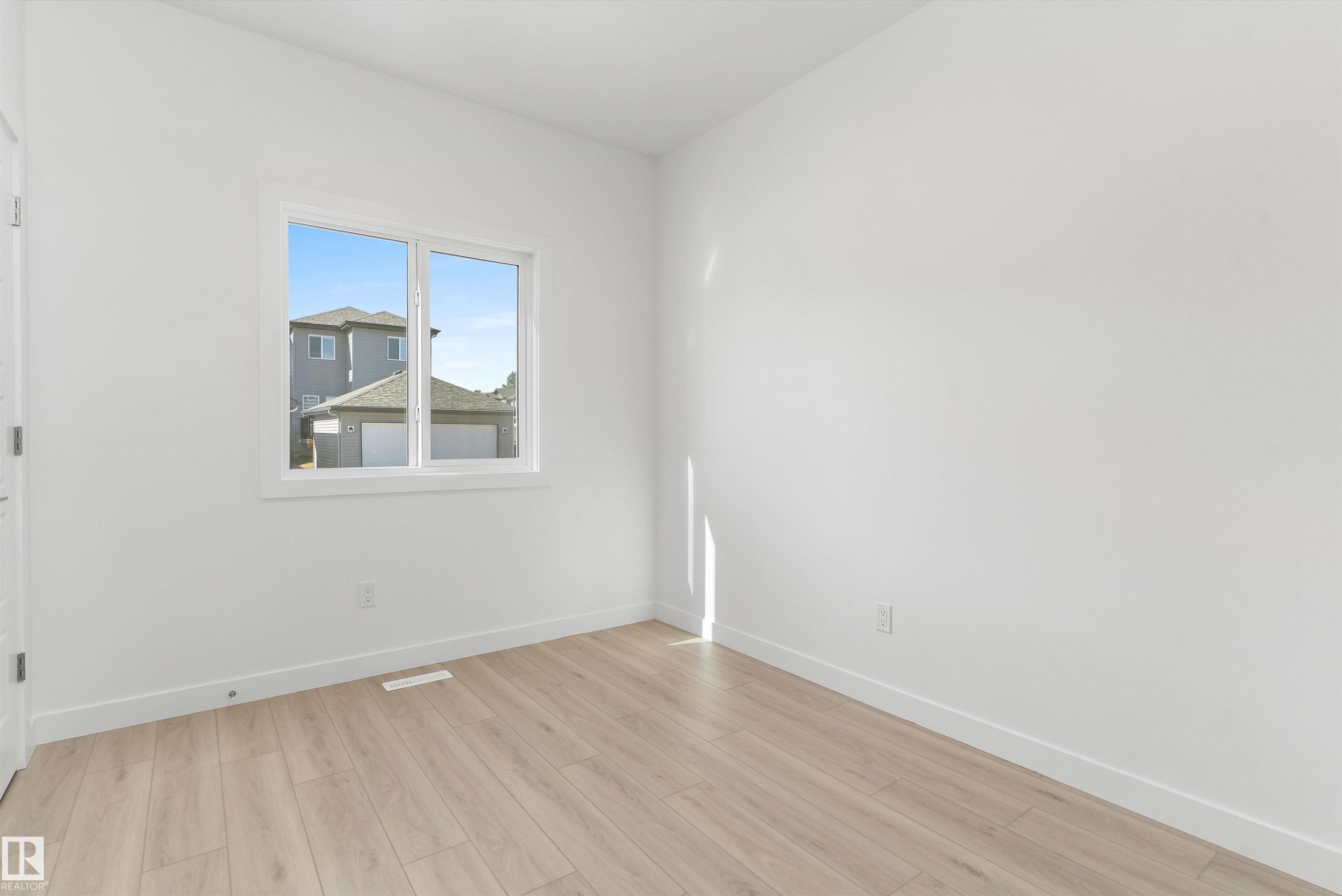 Photo 13 at 20615 43 Avenue NW, Edgemont, Edmonton
