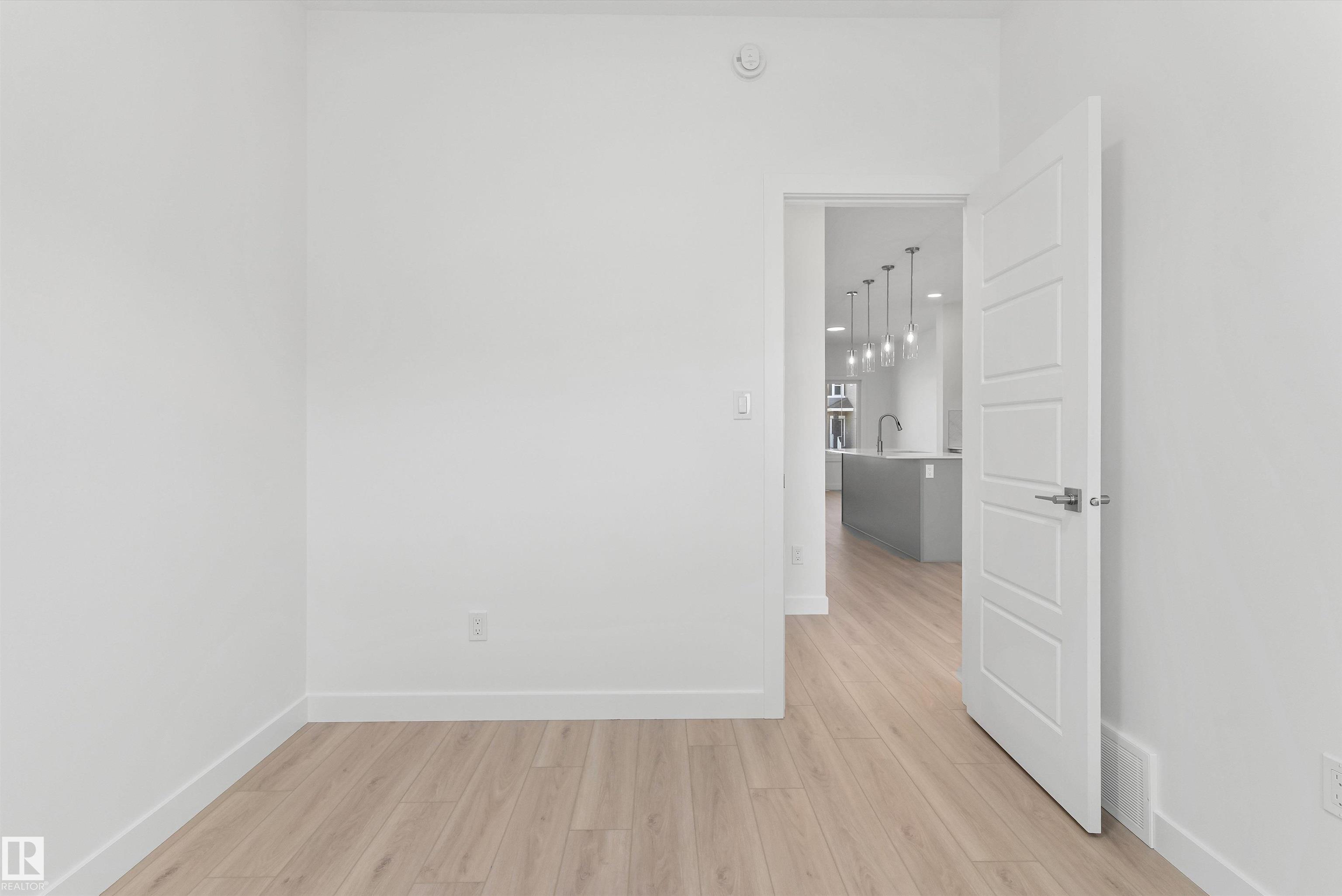 Photo 14 at 20615 43 Avenue NW, Edgemont, Edmonton