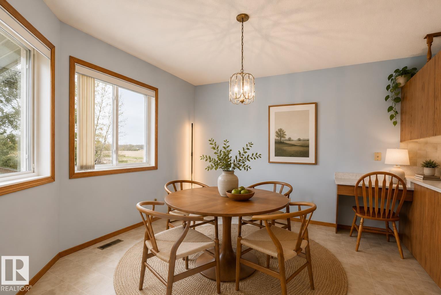 https://zimg.paragon.ice.com/ParagonImages/Property/PM/RAE/225400865/17/0/0/89356c0f370d2ca15238ae96386c86a9/1/a9f6fb1223e8c736511e290811848673/225400865-1CD0D5FC-45B0-49F0-A752-4469F623764C.JPG