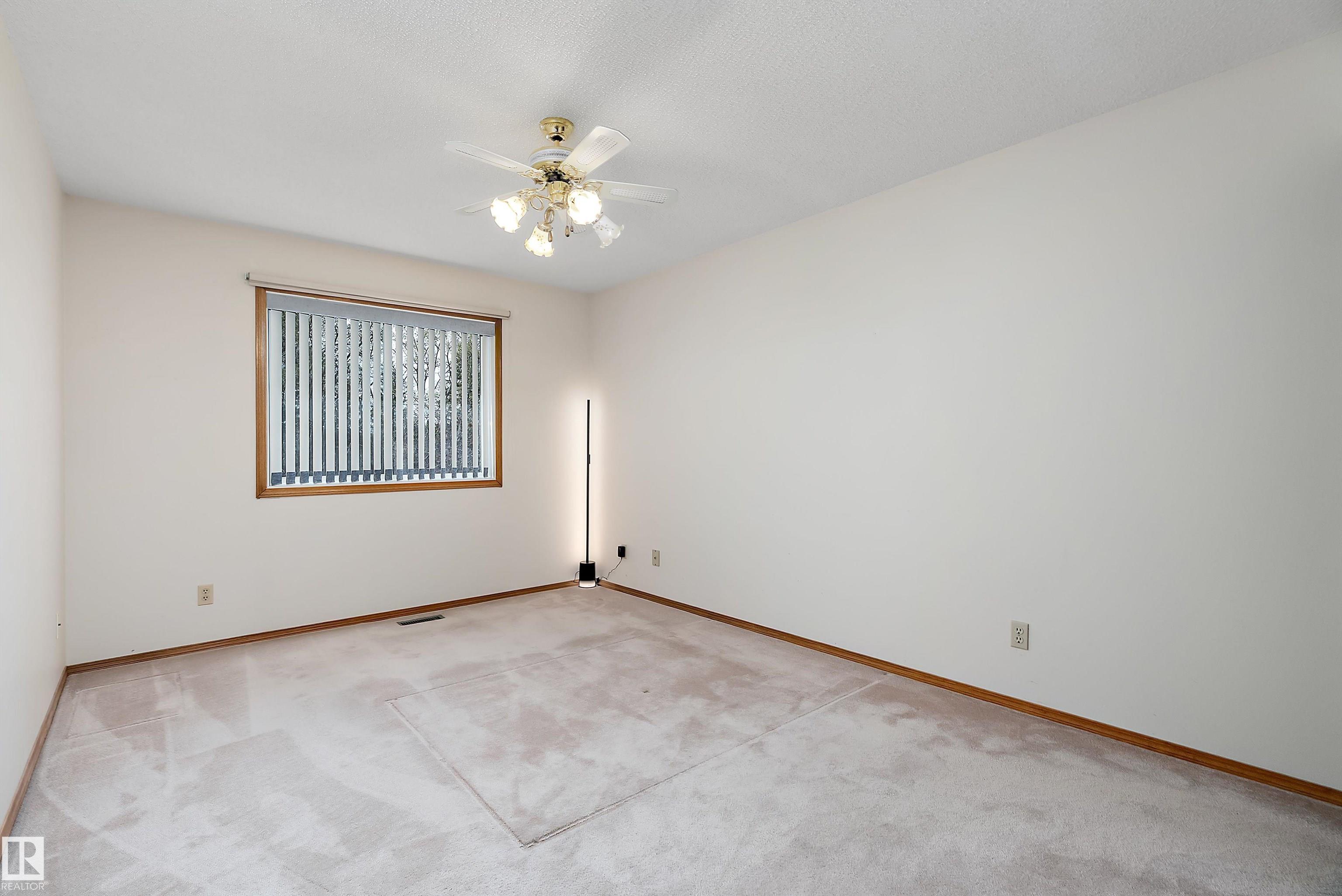 https://zimg.paragon.ice.com/ParagonImages/Property/PM/RAE/225400865/26/0/0/0f319101acafd9b824ccb84b87ee28e1/1/a9f6fb1223e8c736511e290811848673/225400865-1DF90269-22E3-474B-8221-5781F6E20EF2.JPG