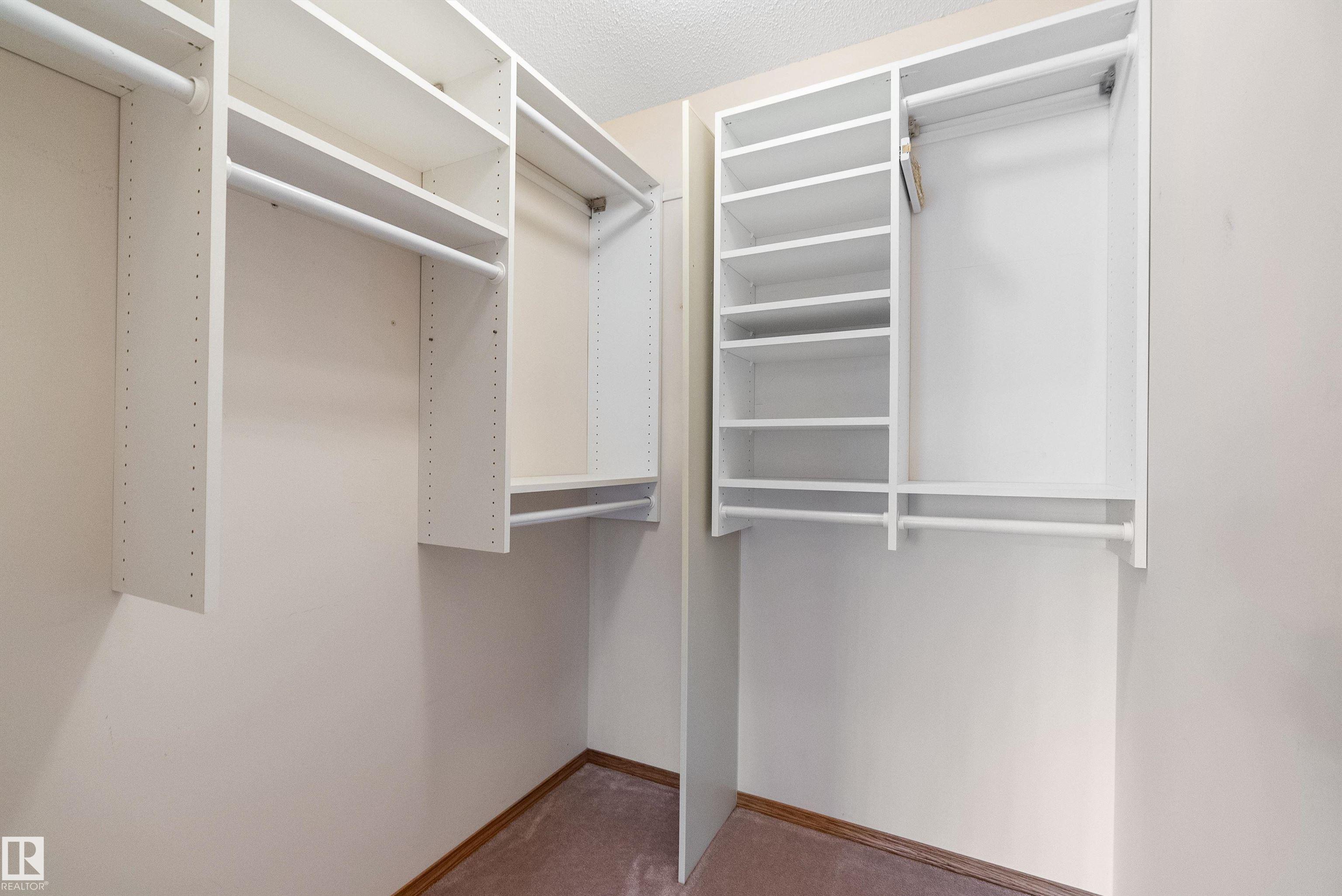 https://zimg.paragon.ice.com/ParagonImages/Property/PM/RAE/225400865/29/0/0/0322587c0b60b11300b499cd62cc1a6f/1/a9f6fb1223e8c736511e290811848673/225400865-F6E0C34E-73CC-434C-A25D-88C2A2A8020E.JPG