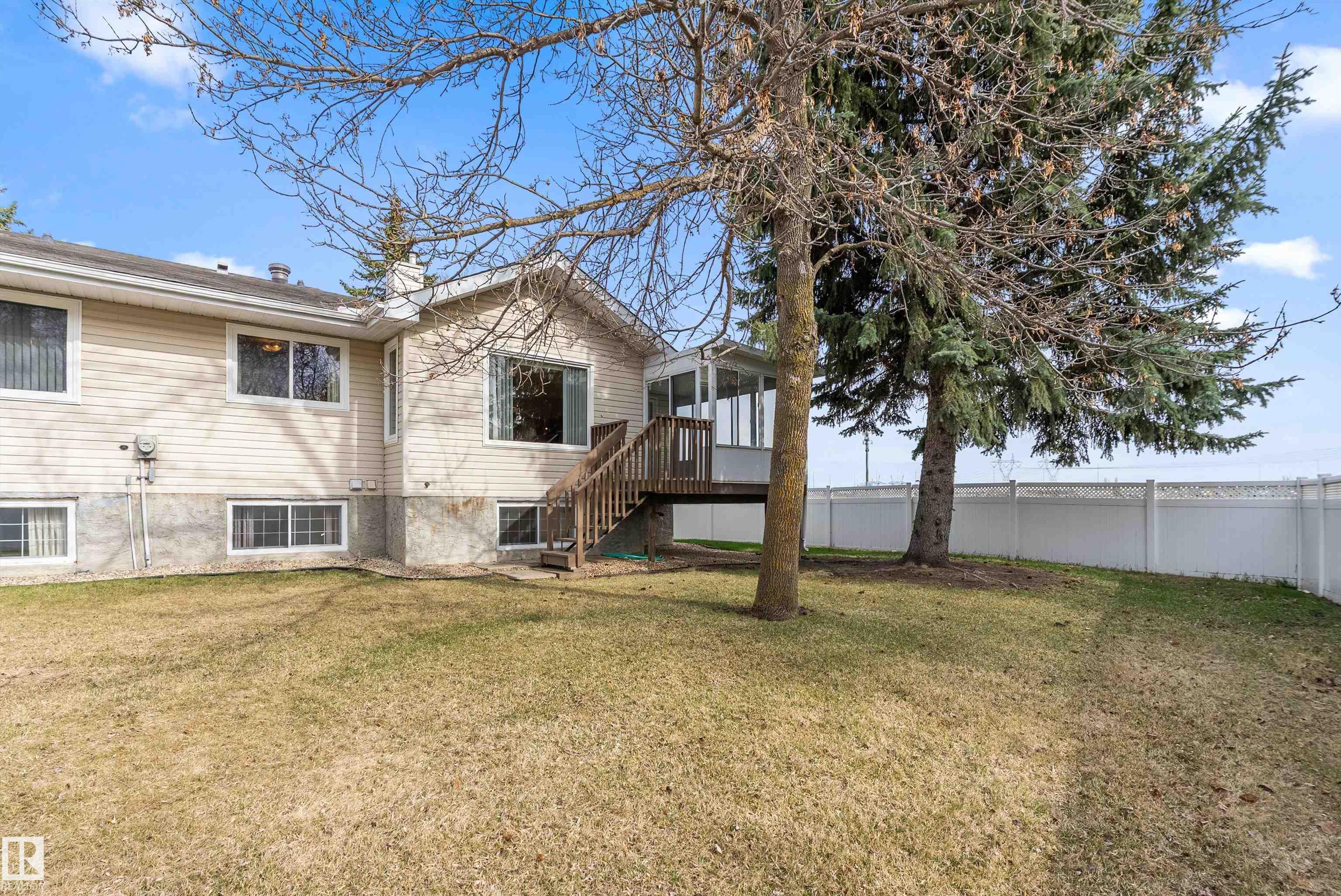 https://zimg.paragon.ice.com/ParagonImages/Property/PM/RAE/225400865/51/0/0/45cd74d6d2ab2b0b2751ad4b62162120/1/a9f6fb1223e8c736511e290811848673/225400865-77FB4D65-1D74-4D24-B6D6-0E6A9338DCE1.JPG