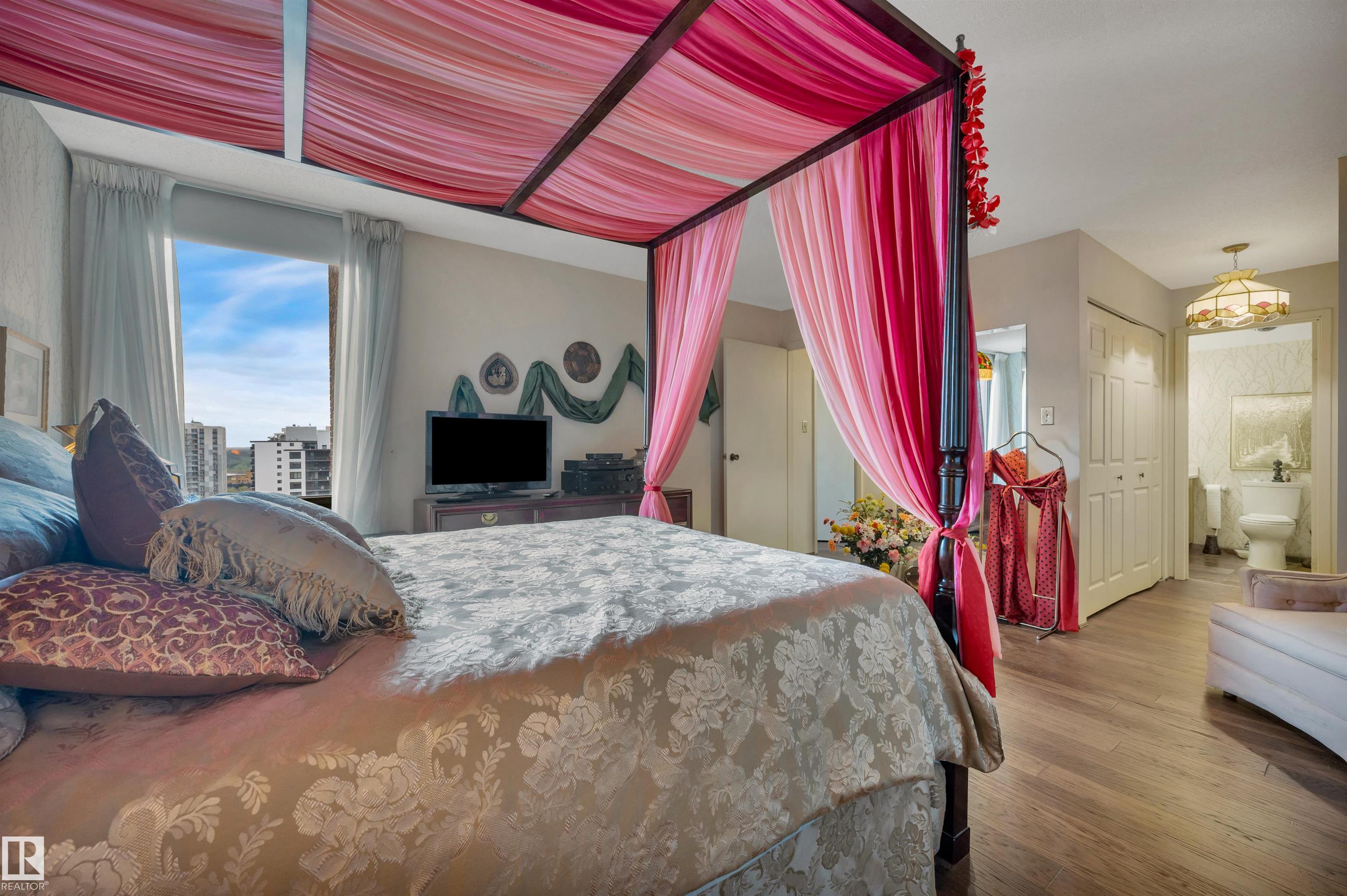 https://zimg.paragon.ice.com/ParagonImages/Property/PM/RAE/225400867/32/0/0/af80adfd23b04ff9e0c0055fc979ee18/1/efc2983b47ea602f769ffbe43359a5c0/225400867-bb50ea73-38d5-44d4-add4-2cb8bc316c82.JPG