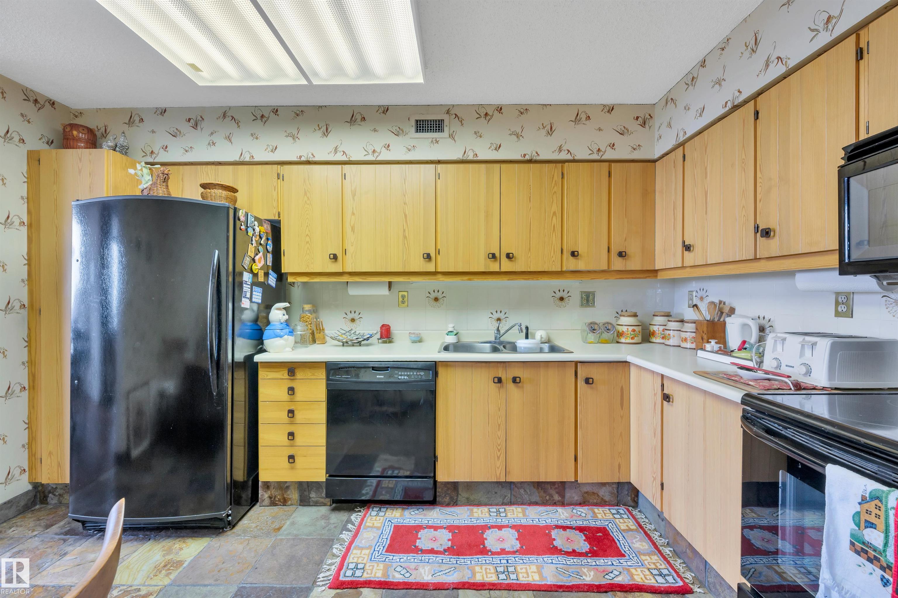 Photo 40 at 1603 - 10025 113 Street NW, Wîhkwêntôwin, Edmonton