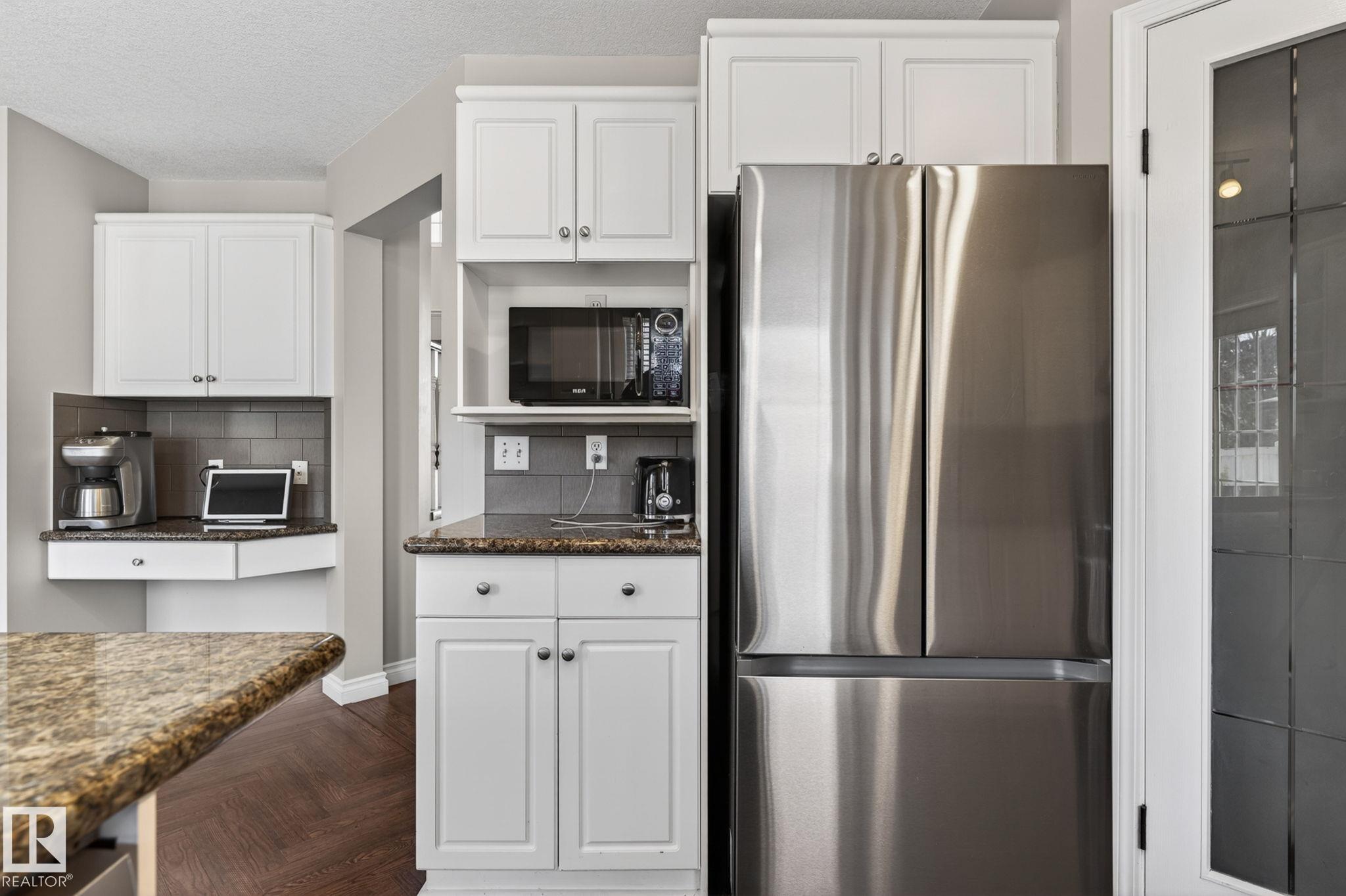 Photo 17 at 907 115 Street NW, Twin Brooks, Edmonton