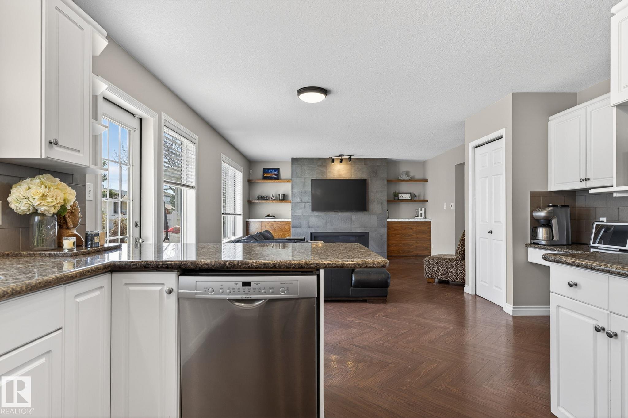 Photo 19 at 907 115 Street NW, Twin Brooks, Edmonton