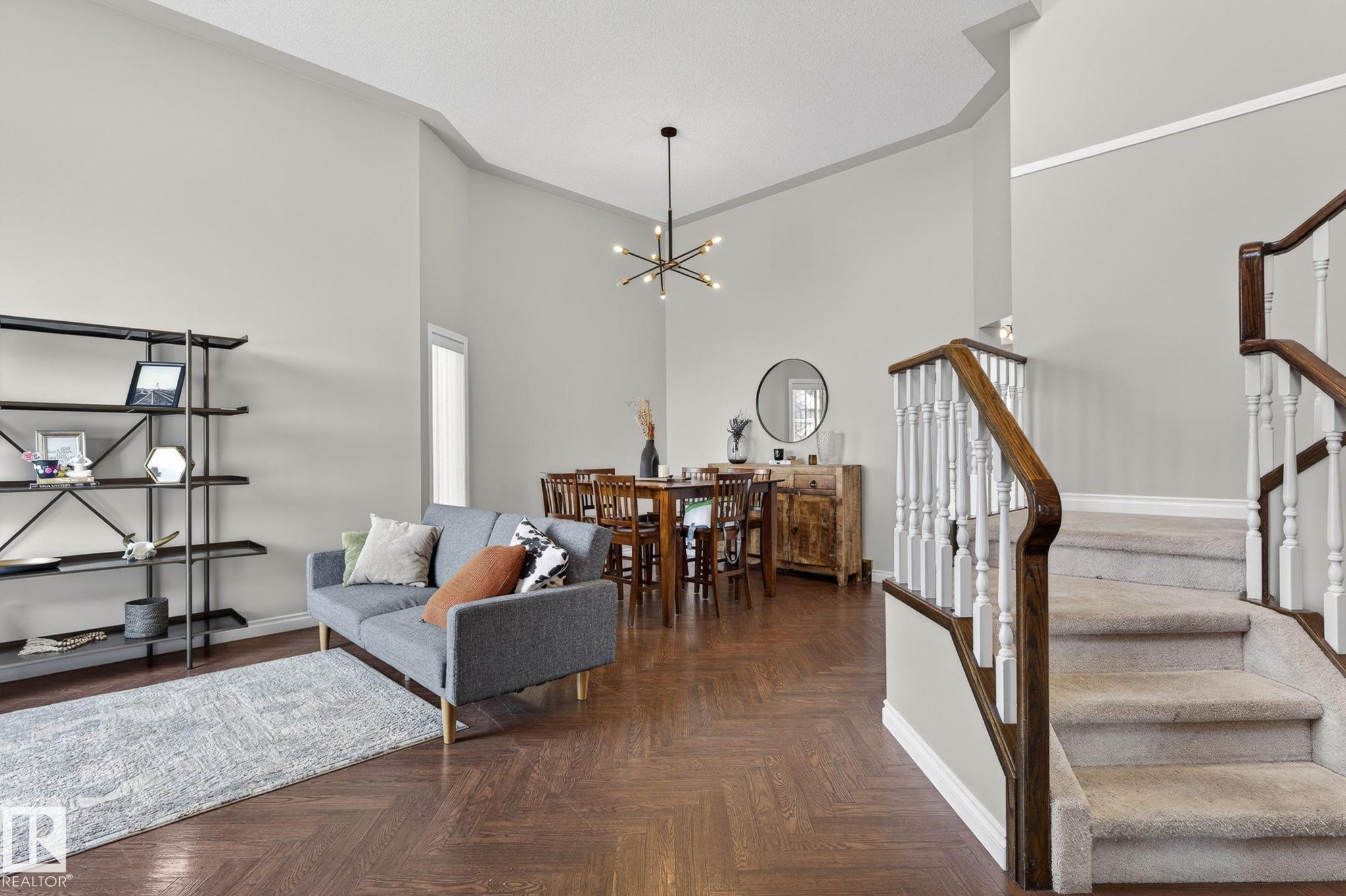 Photo 9 at 907 115 Street NW, Twin Brooks, Edmonton