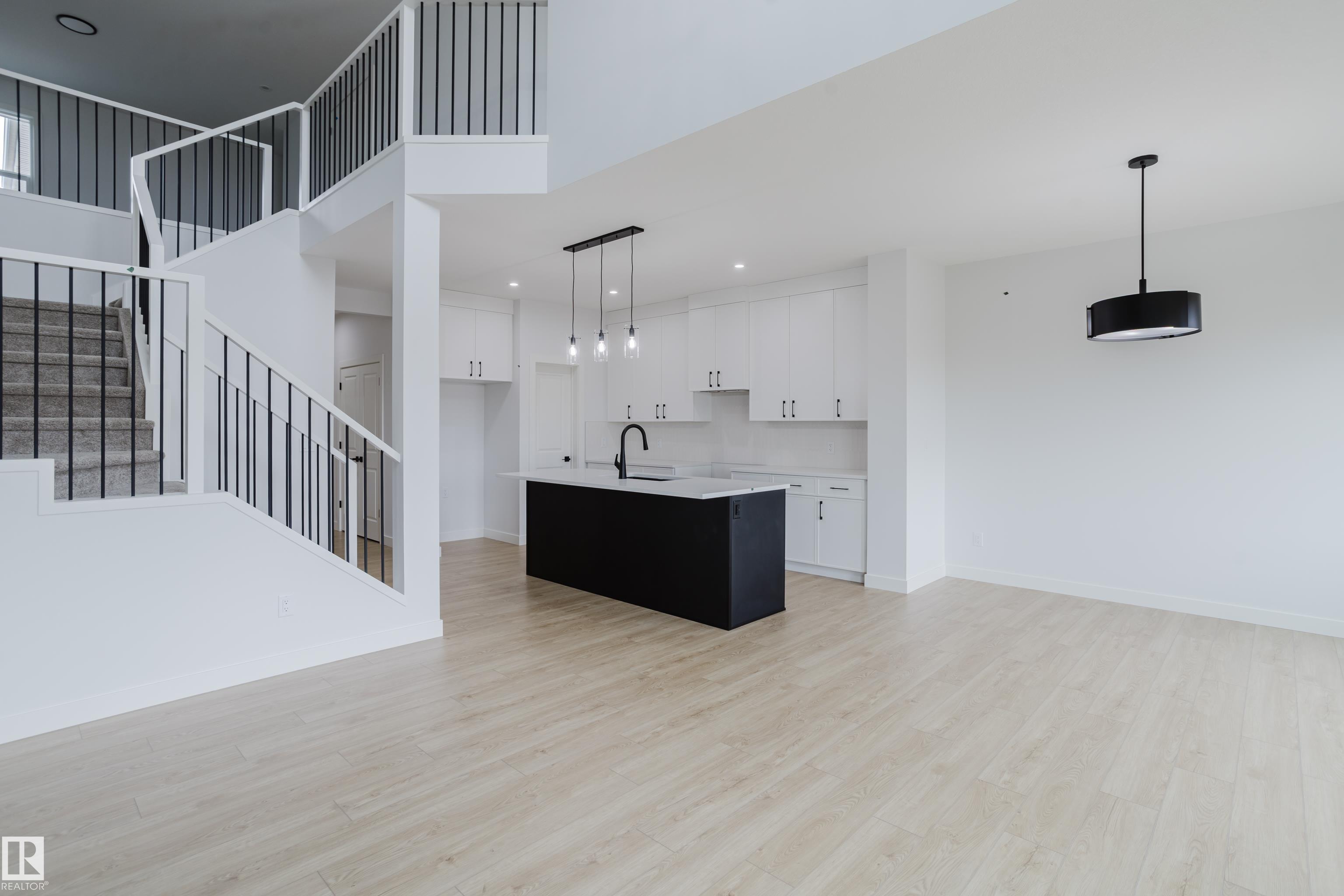 https://zimg.paragon.ice.com/ParagonImages/Property/PM/RAE/225400875/19/0/0/3b0cbd0dca81c20f52762fc461b24317/1/e79aed3eed9fbf1d970e880a870b9b31/225400875-03b33c58-1bf6-4d08-9e41-0f2bc91a0a4c.JPG
