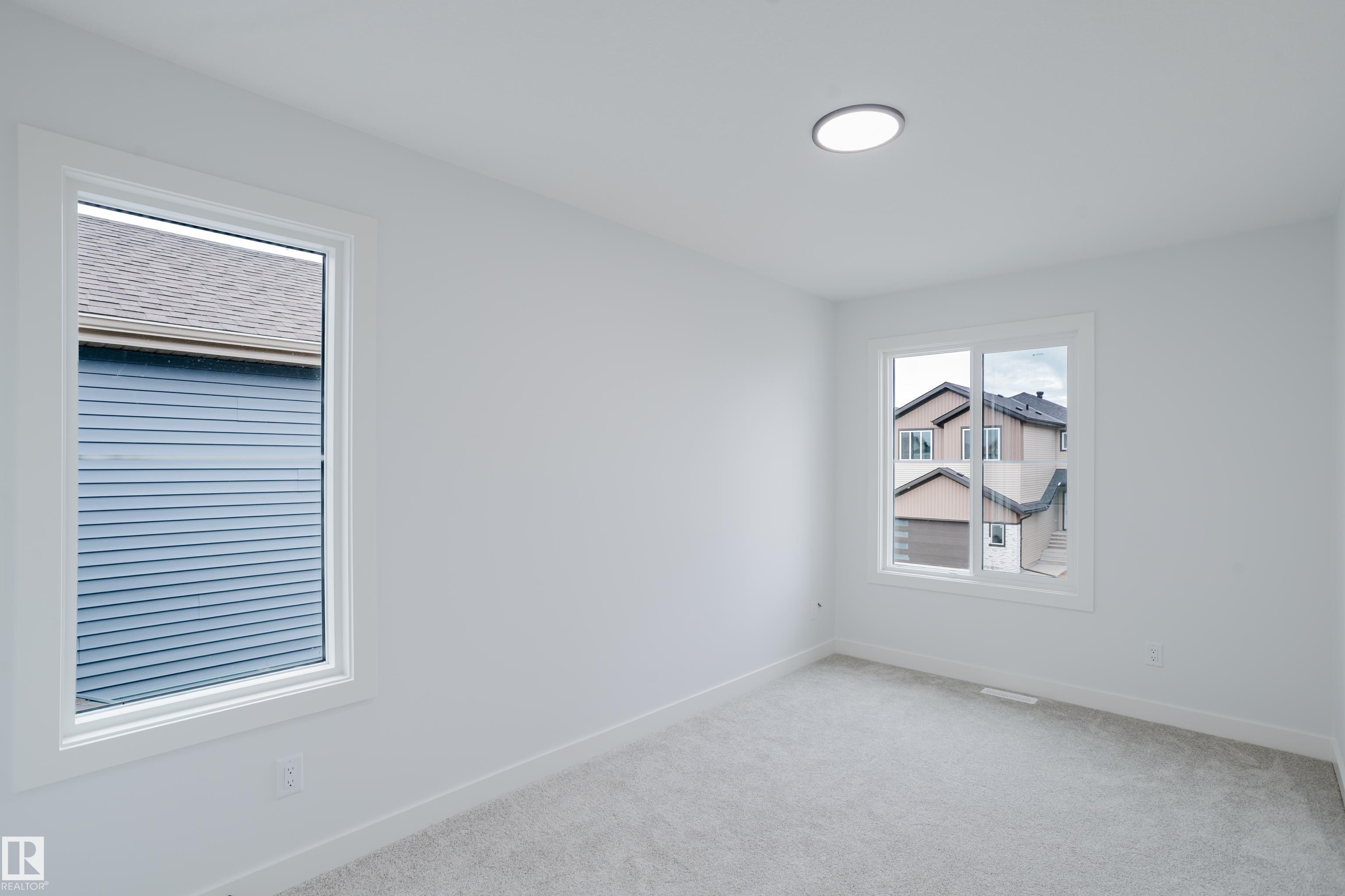 https://zimg.paragon.ice.com/ParagonImages/Property/PM/RAE/225400875/42/0/0/1fcd043903b09489025912d136351135/1/e79aed3eed9fbf1d970e880a870b9b31/225400875-c3f03106-eaf2-40be-bd04-6f1f3e29e065.JPG