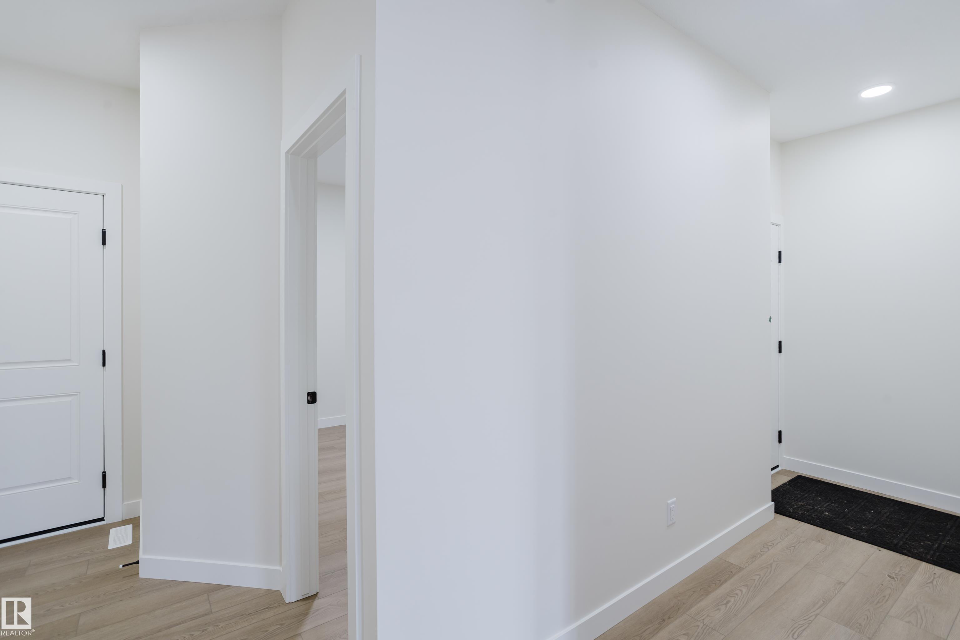 Picture for 6223 29 AV SW