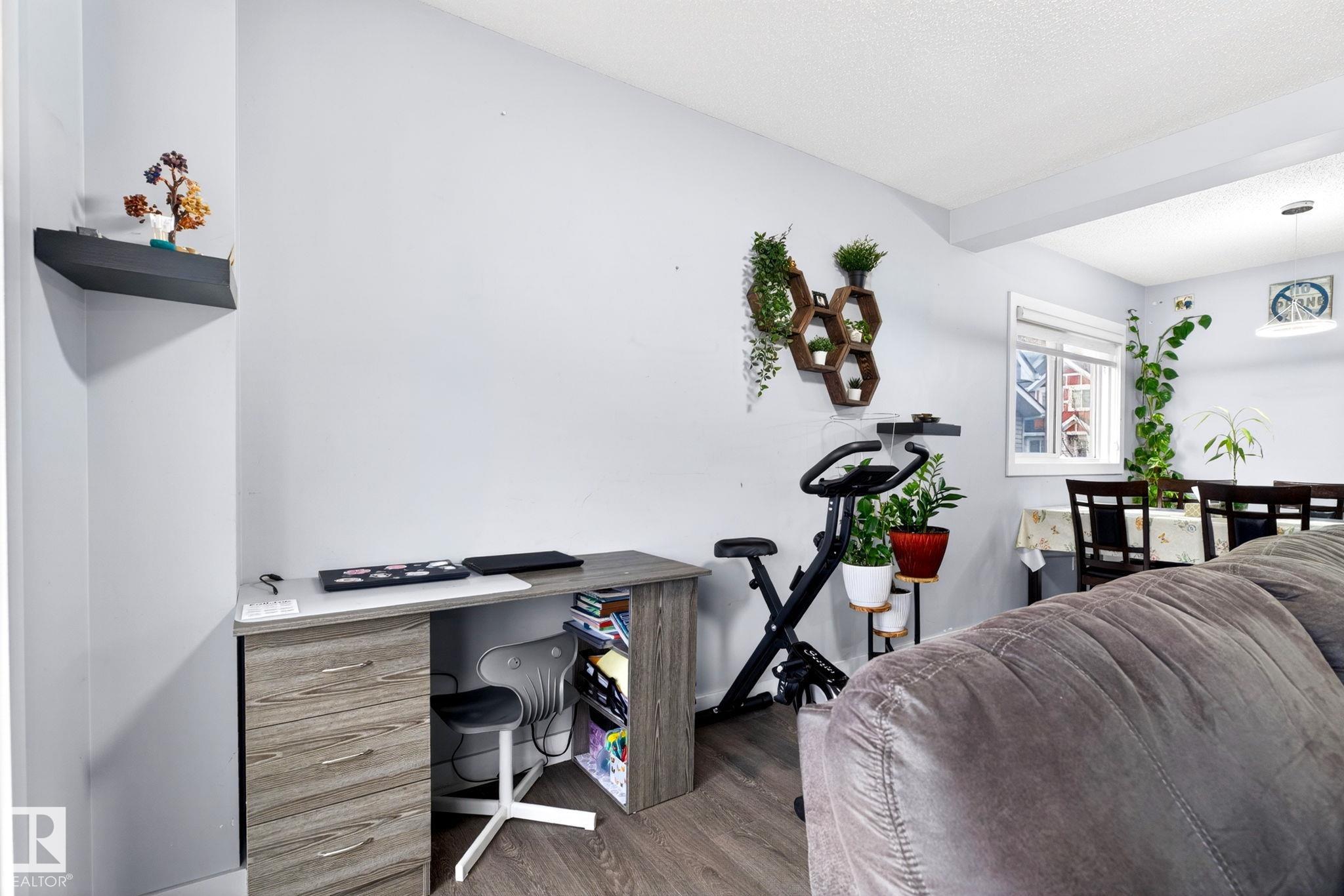 Photo 15 at 308 42 Avenue NW, Maple Crest, Edmonton