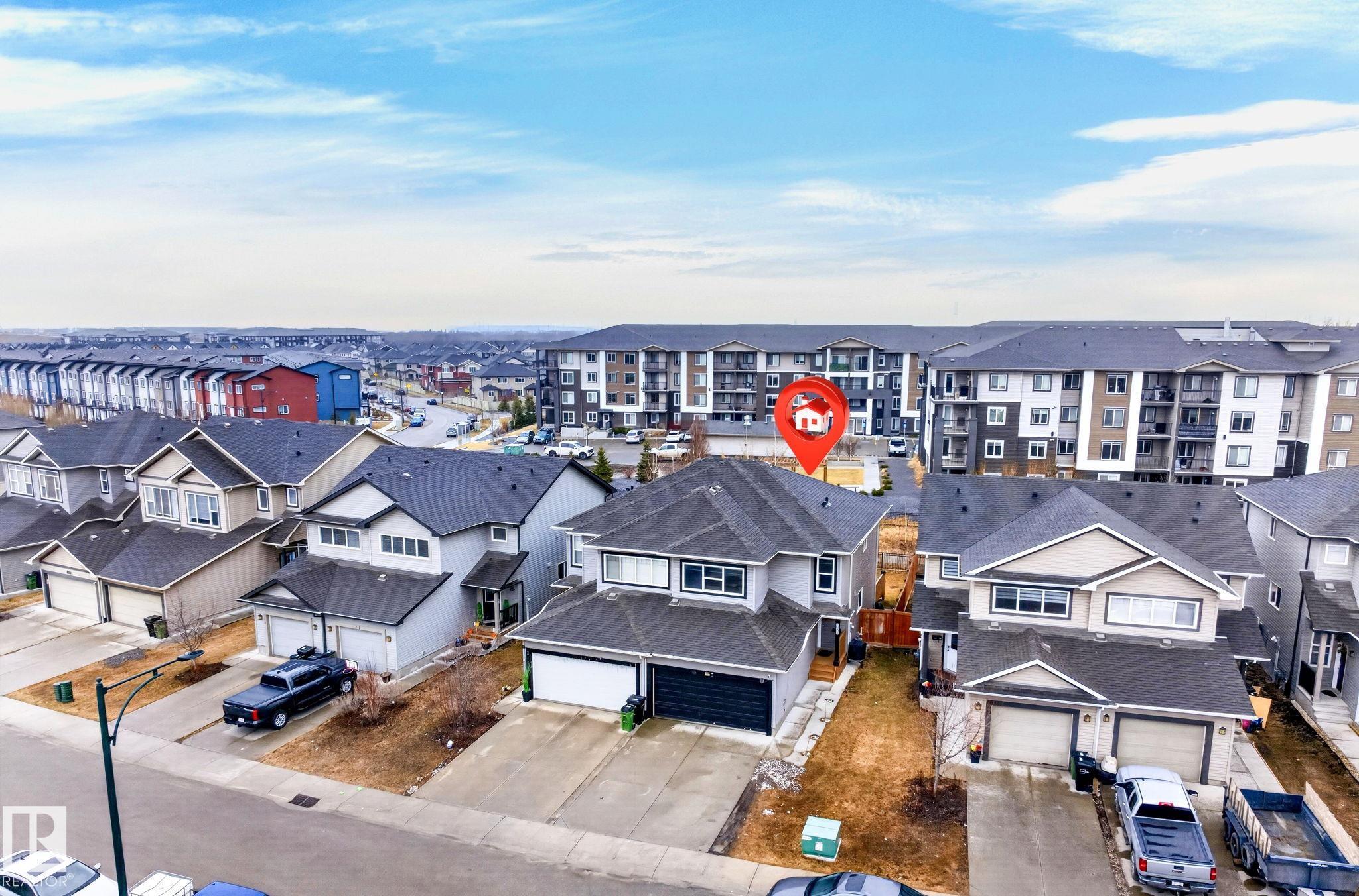 308 42 Avenue NW, Maple Crest, Edmonton