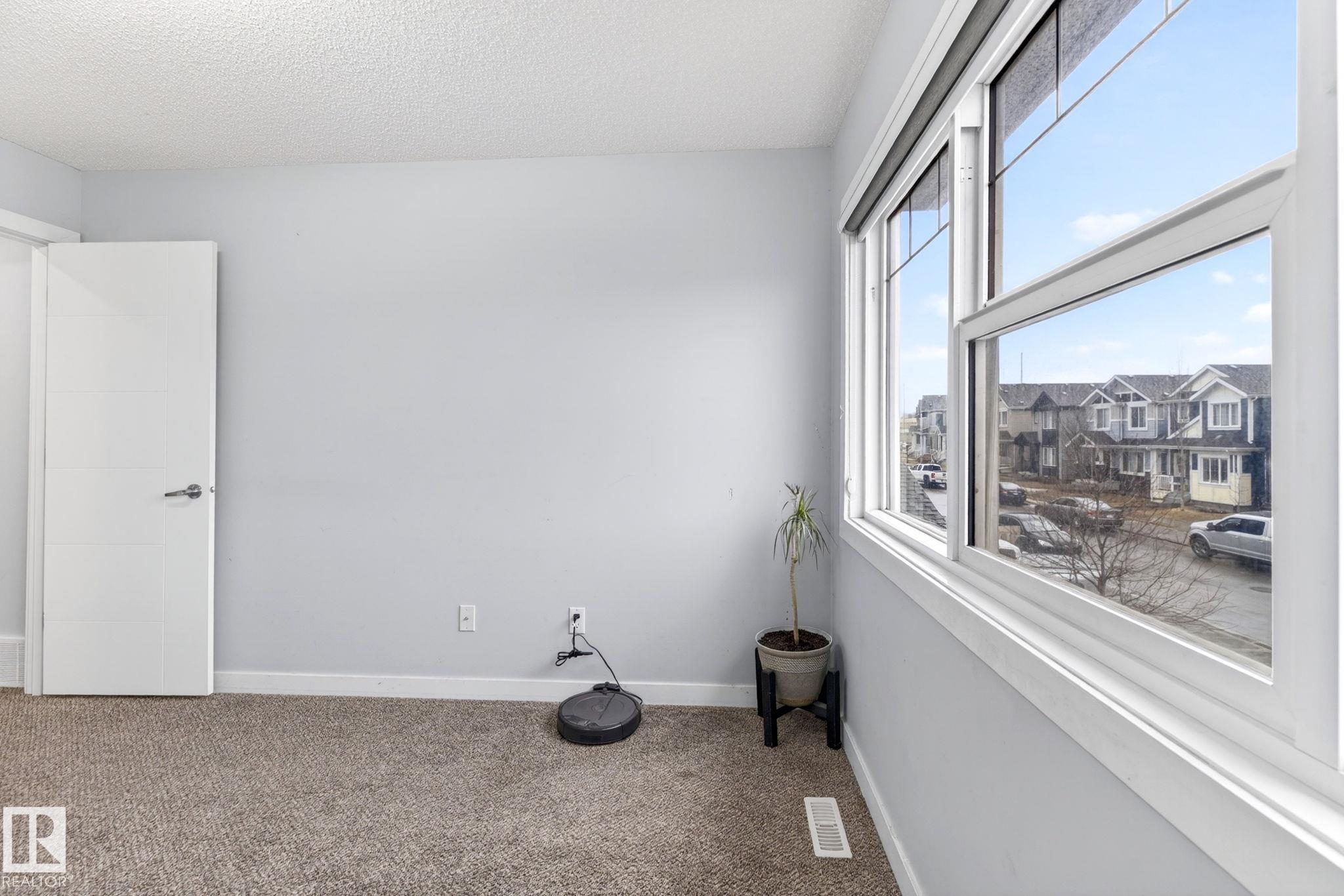 Photo 33 at 308 42 Avenue NW, Maple Crest, Edmonton